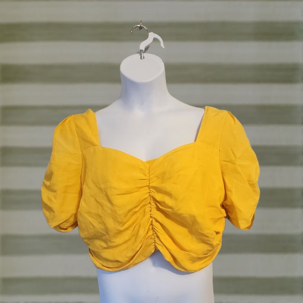 Forever 21 FOREVER 21 Top Womens 1X Yellow Plus Linen Ruched Crop Pinup Clubwear Size XL / US 12-14 / IT 48-50 - 1 Thumbnail