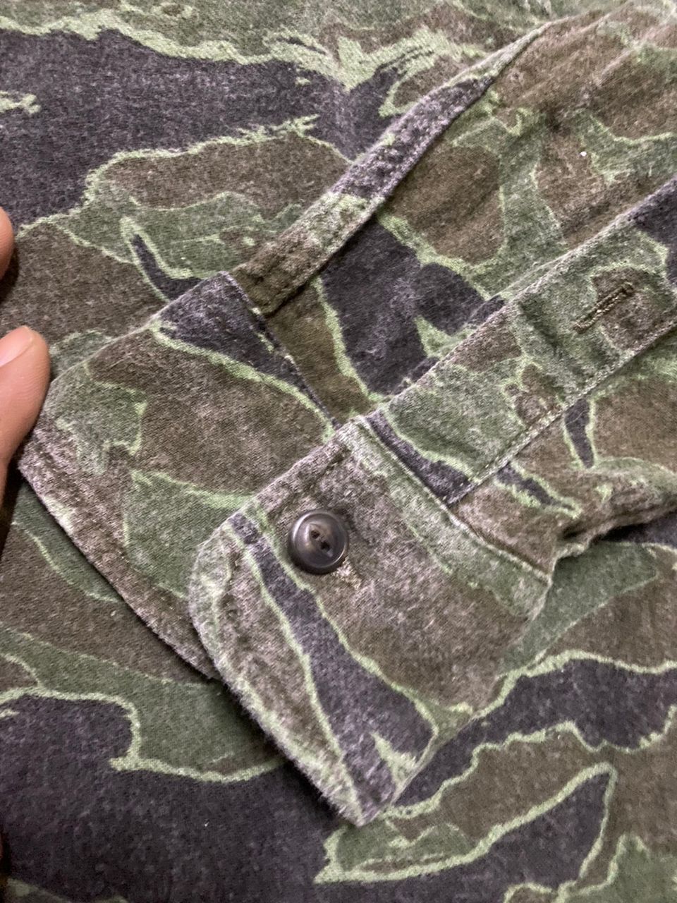 Gap Gap camo button up shirt Size US M / EU 48-50 / 2 - 5 Thumbnail
