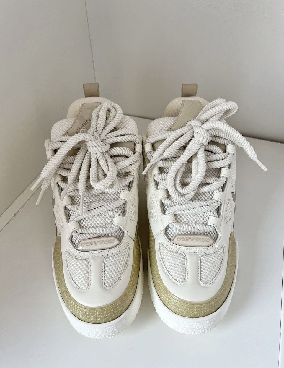 Louis Vuitton Louis Vuitton Skate sneakers beige with box fits 43 Size US 9.5 / EU 42-43 - 2 Thumbnail