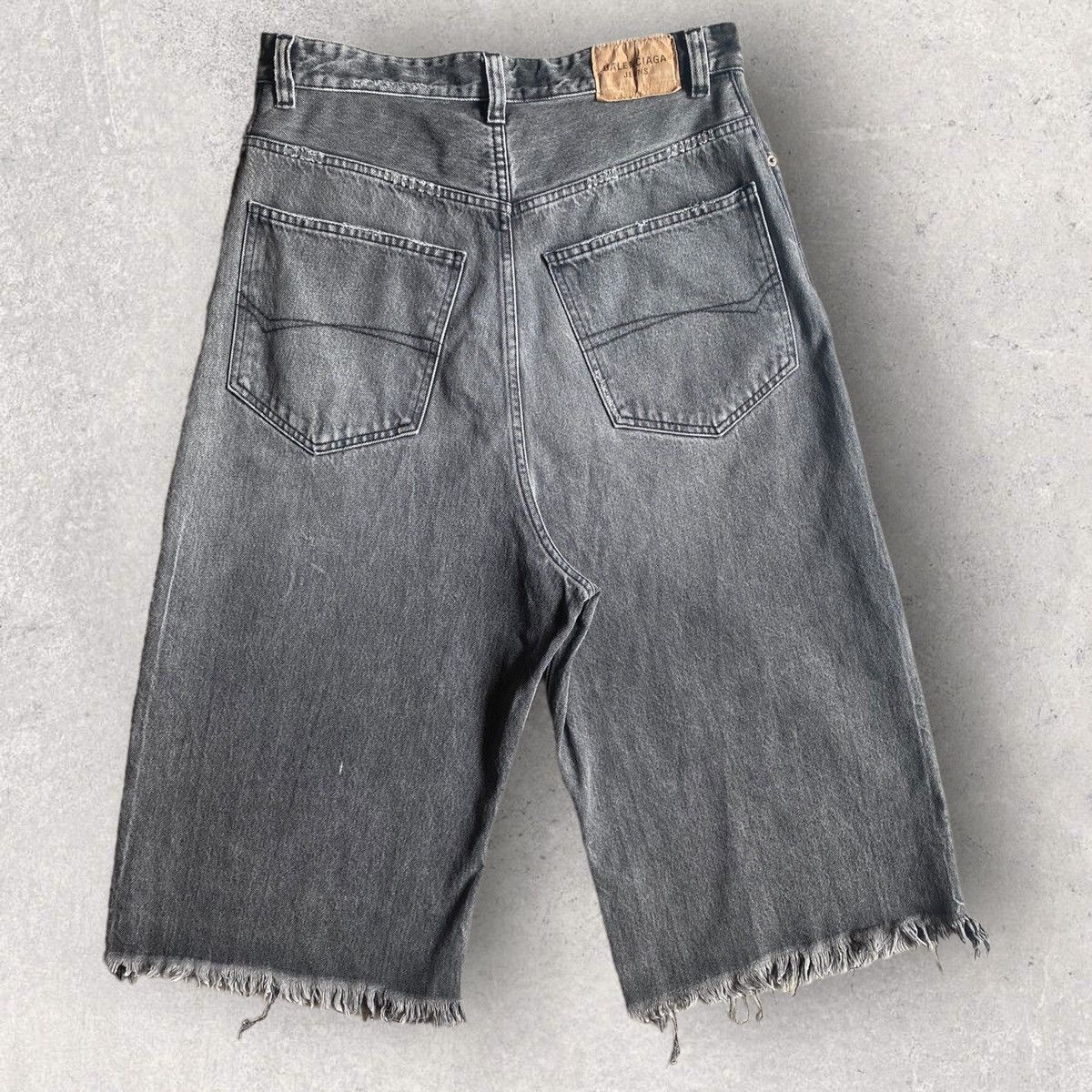 Balenciaga Balenciaga Fray Cropped Denim Size US 32 / EU 48 - 5 Thumbnail
