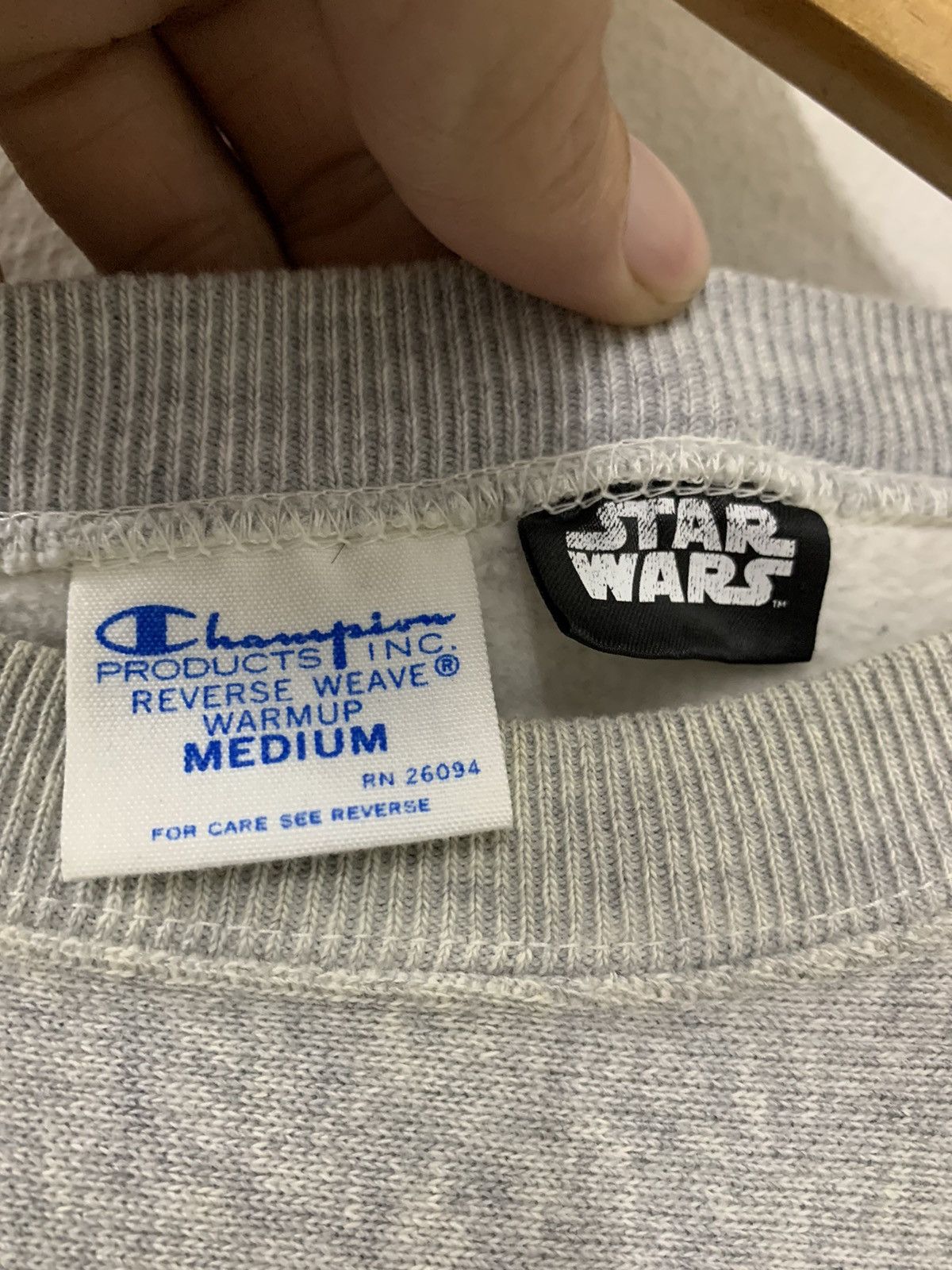 Champion Champion Reverse Weave Yoda Sweatshirt Size M / US 6-8 / IT 42-44 - 6 Thumbnail