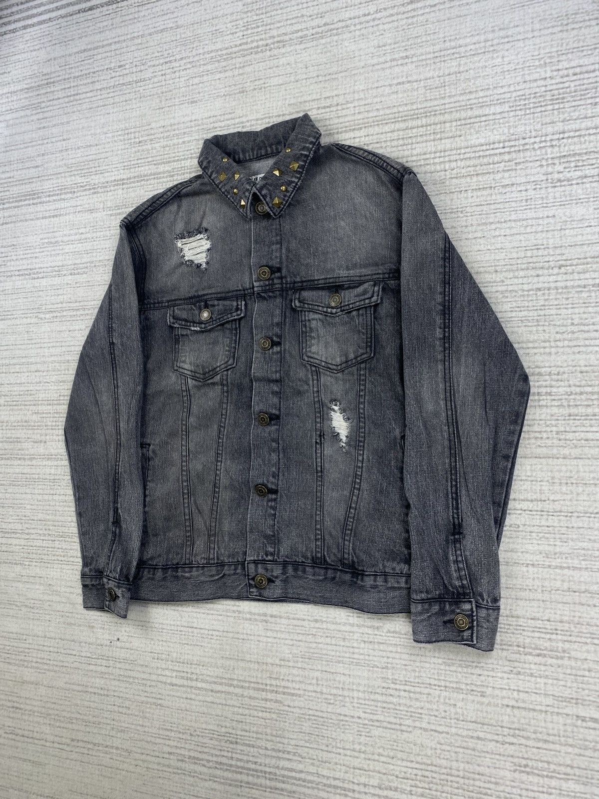 If Six Was Nine × Vintage Vintage Clef De Sol Distressed Style Denim Trucker Jacket Size US S / EU 44-46 / 1 - 4 Thumbnail
