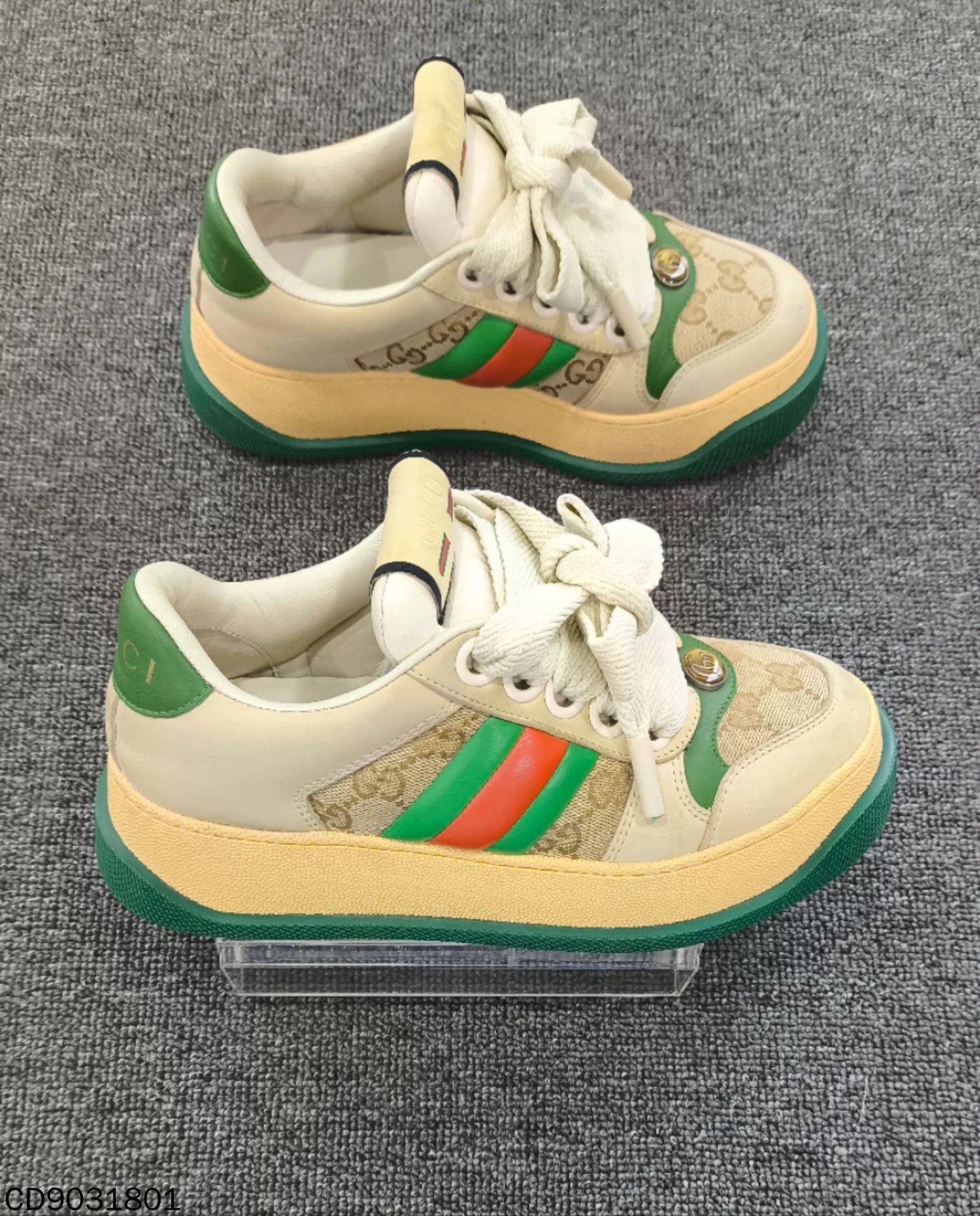 Gucci GUCCI GG Supreme Dirty Sneaker 98 New Women's 35.5 Size US 5 / IT 35 - 4 Thumbnail