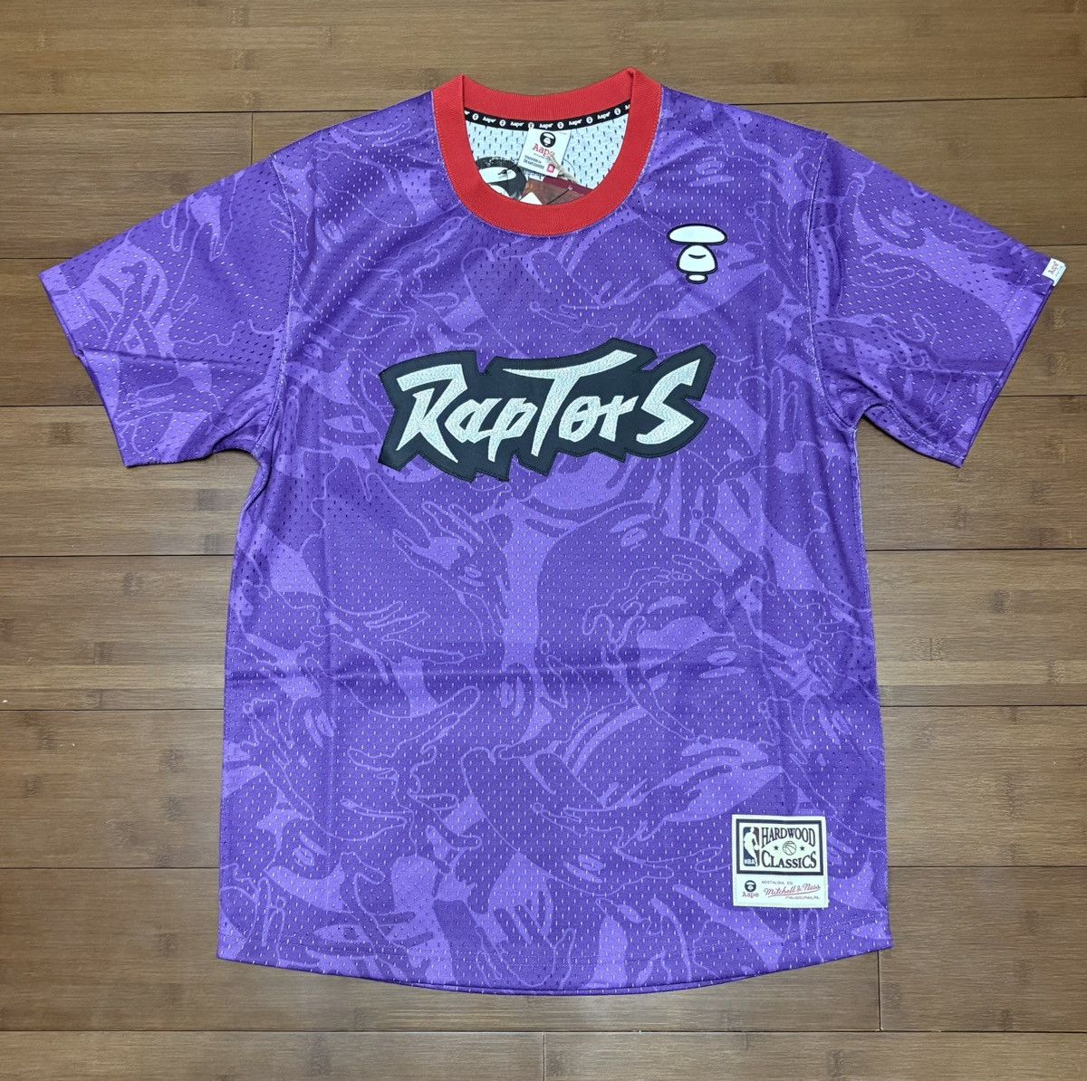 Bape × Mitchell & Ness × NBA Aape Toronto Raptors NBA Jersey Size US XL / EU 56 / 4 - 1 Thumbnail