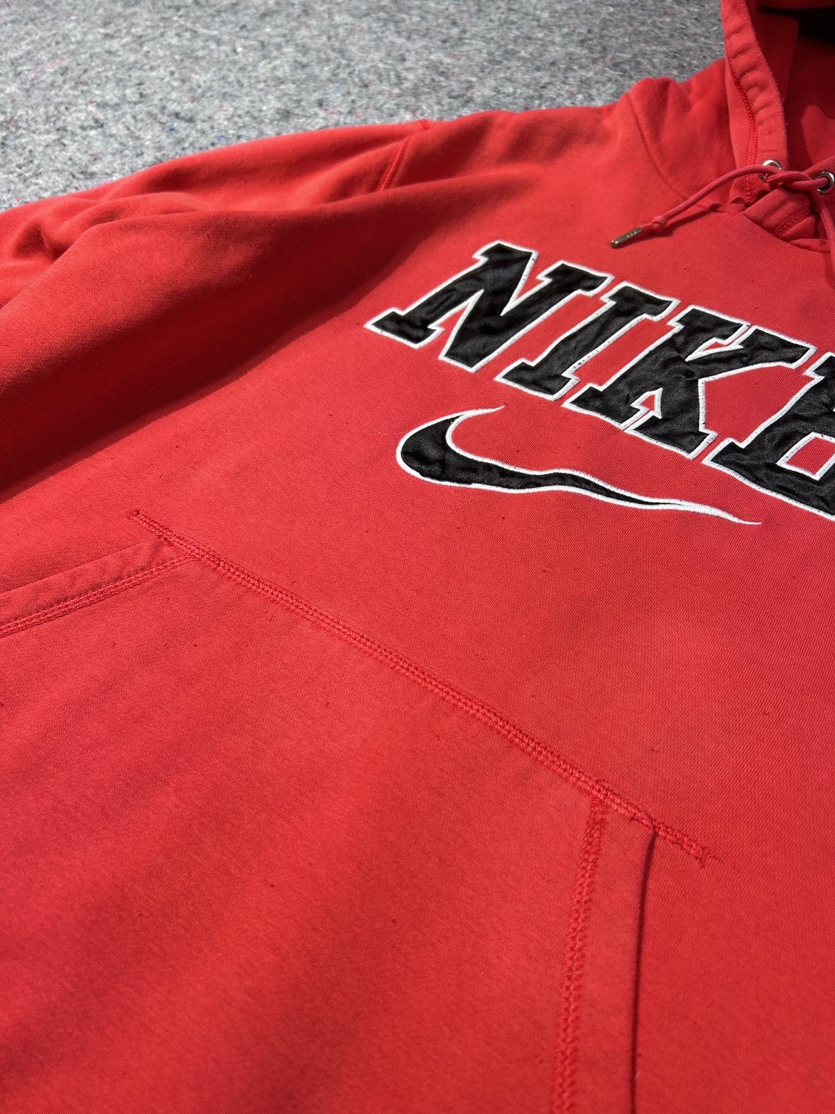 Nike × Vintage Yk2 Nike Red Hoodie L size Size US L / EU 52-54 / 3 - 6 Thumbnail