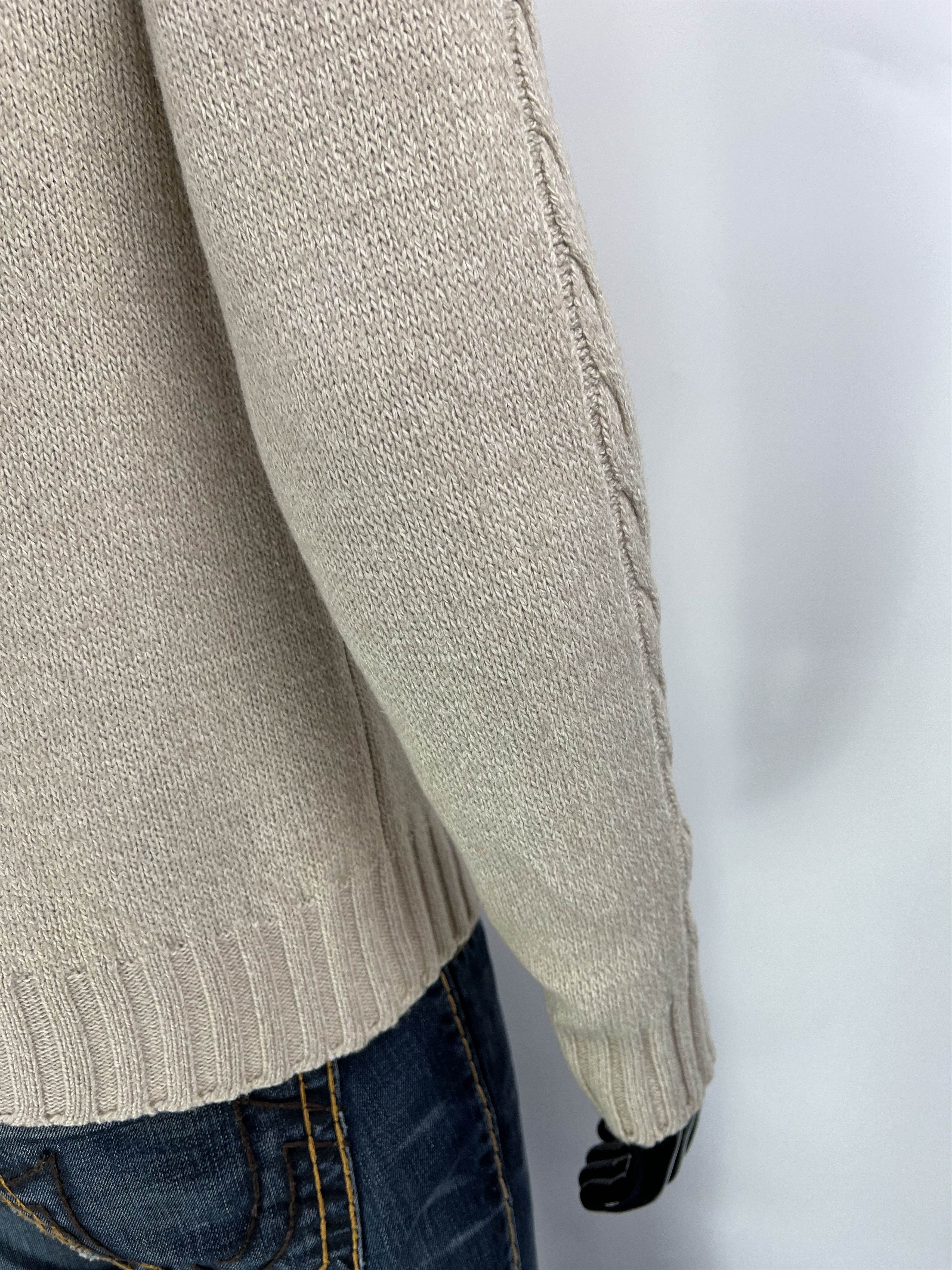 Emanuel Ungaro Emanuel Ungaro Rare Vintage Wool Sweater Size 52 Size US L / EU 52-54 / 3 - 8 Thumbnail
