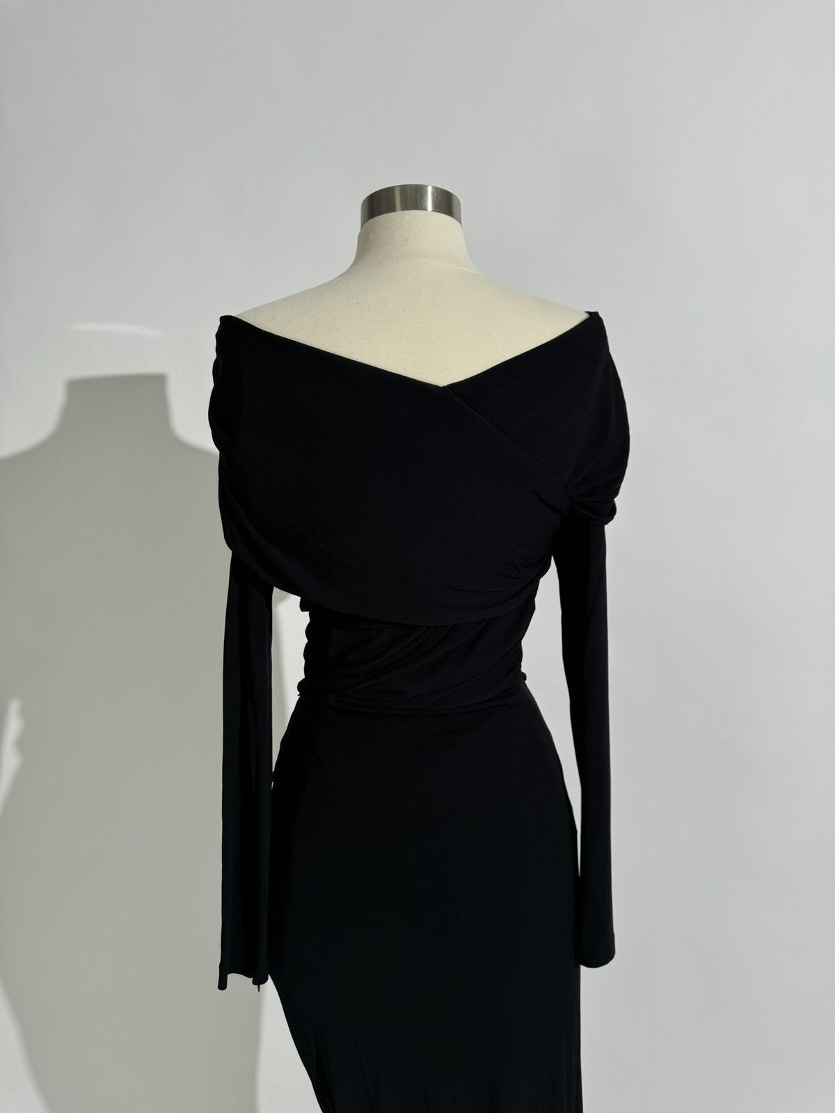 Zuhair Murad Brand New US 6 ZUHAIR MURAD Fitted Off-Shoulder Evening Gown Size M / US 6-8 / IT 42-44 - 7 Thumbnail