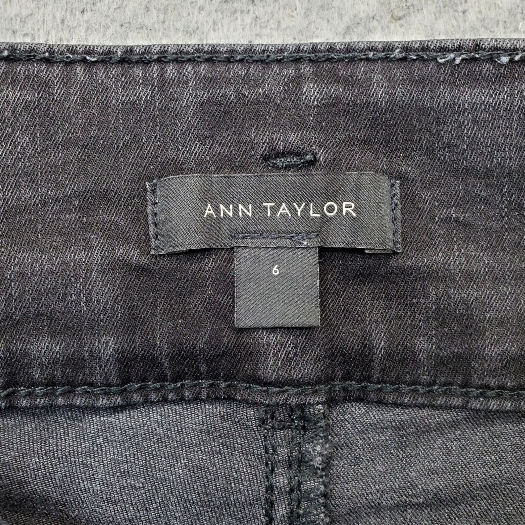 Ann Taylor Ann Taylor Skinny Jeans Womens 6 Black Denim High Rise Jeans Size 28" / US 6 / IT 42 - 7 Thumbnail