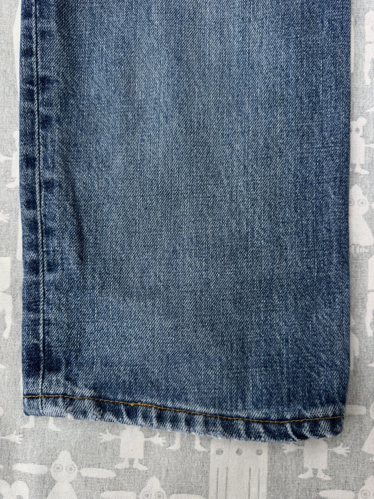 Helmut Lang Helmut Lang 2000 Thrashed Classic Cut Denim Jeans Size US 32 / EU 48 - 12 Thumbnail