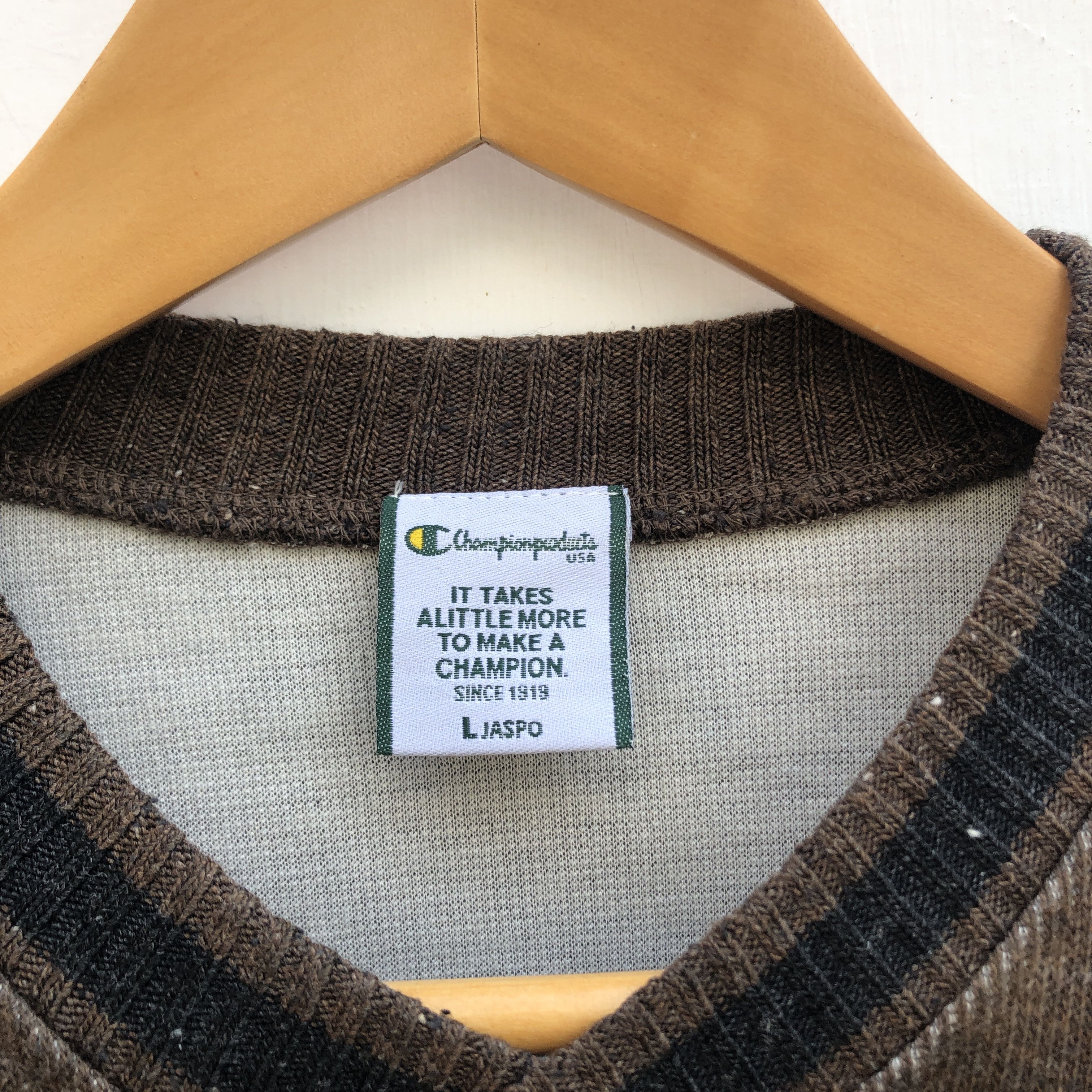 Champion CHAMPION PRODUCTS V Neck Sweatshirt #0779-24 Size US L / EU 52-54 / 3 - 4 Thumbnail