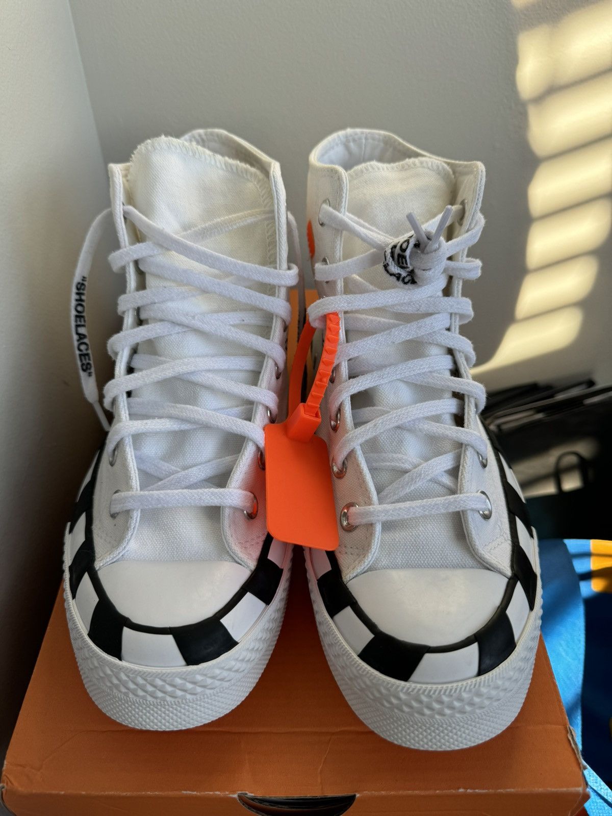 Off-White Off White Converse Chuck Taylor’s Size US 6 / EU 39 - 1 Thumbnail