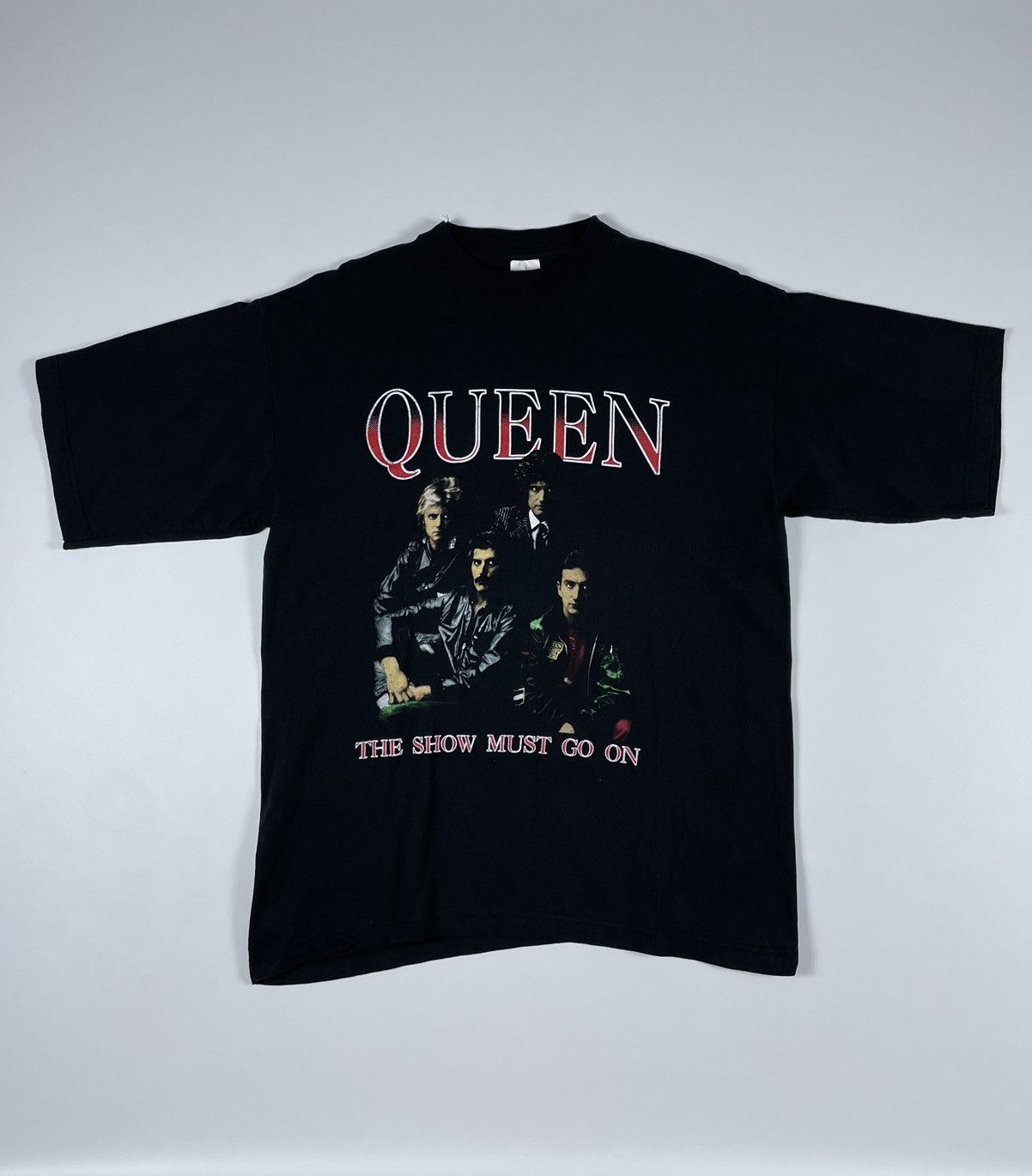Vintage Vintage Queen Freddie Mercury tee show must go on Size US L / EU 52-54 / 3 - 1 Thumbnail