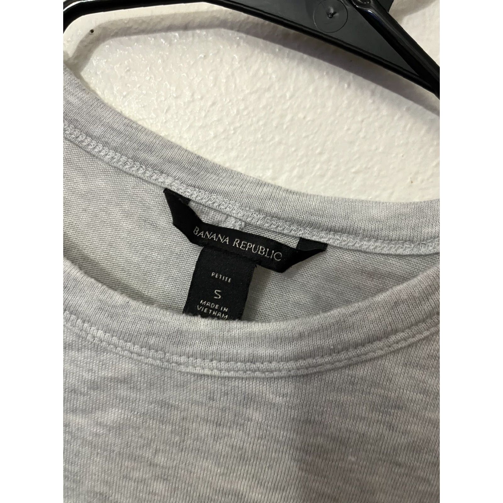 Banana Republic Banana Republic Sweater Women Petite Small Gray Long Sleeve Crew Neck Tee Size S / US 4 / IT 40 - 3 Thumbnail