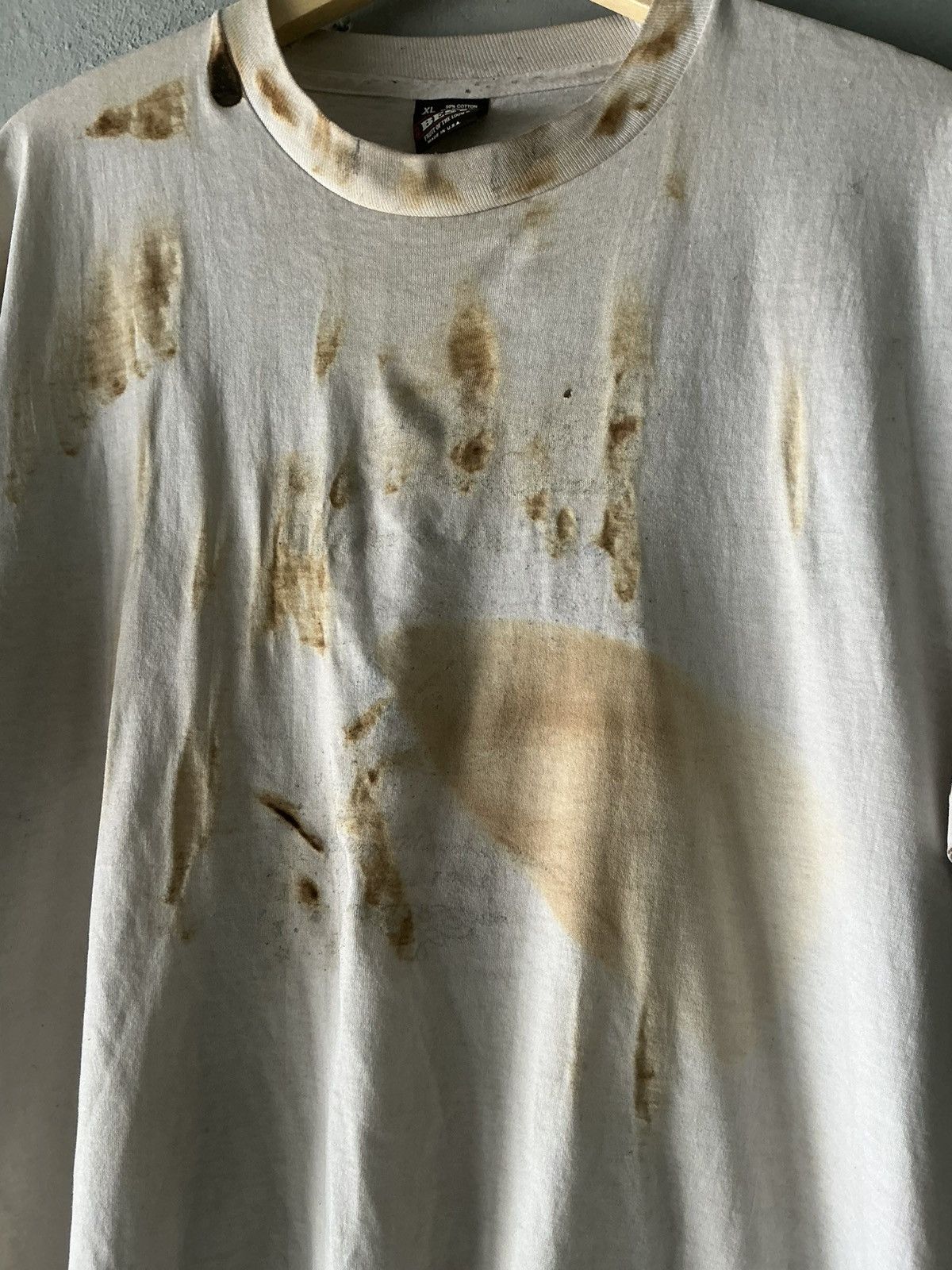 Vintage 90s best fruit of the loom “iron burn & stain tshirt” Size US XL / EU 56 / 4 - 2 Thumbnail