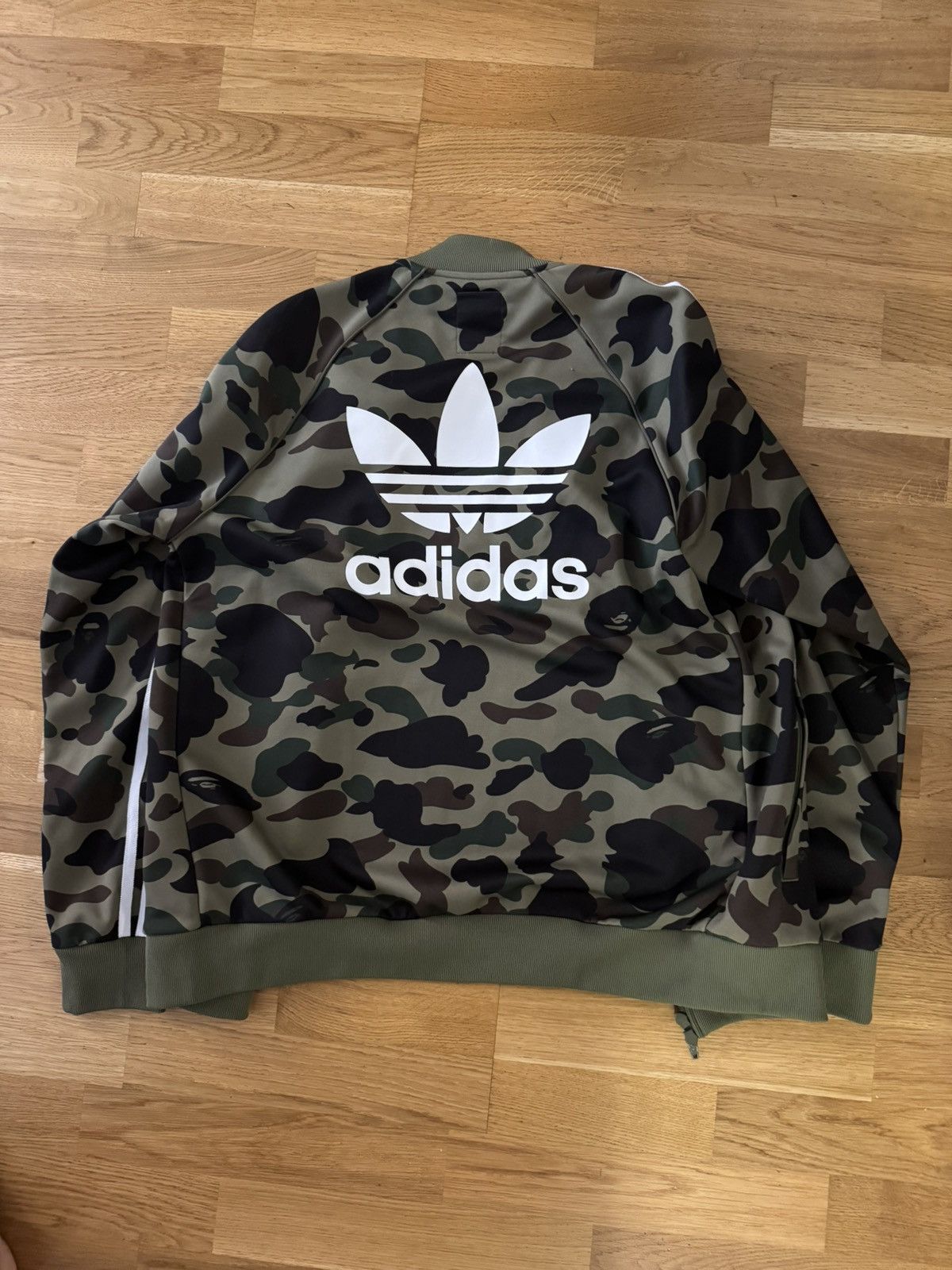 Adidas × Bape BAPE x adidas adicolor Track Jacket - Size Medium Like New Size US M / EU 48-50 / 2 - 2 Thumbnail