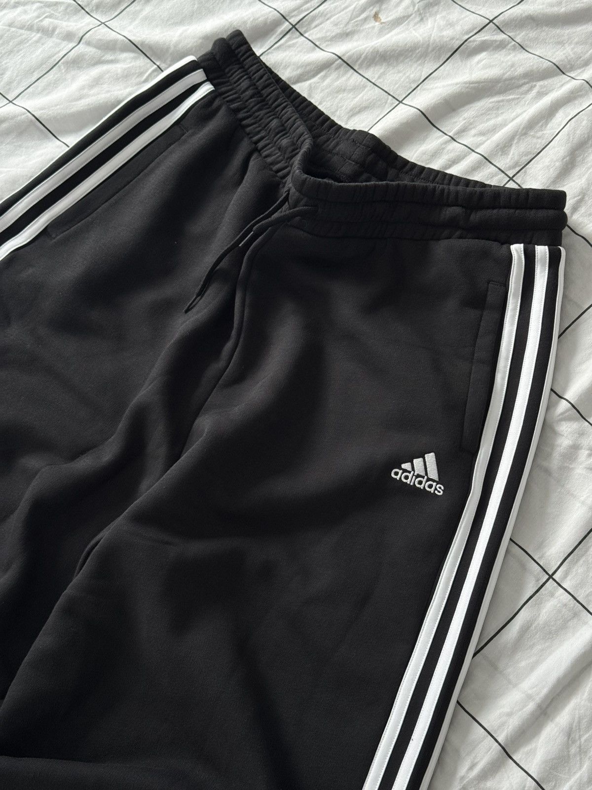 Adidas Unisex Adidas Balenciaga Style baggy Cotton Track Sweatpants Size US 33 - 15 Thumbnail