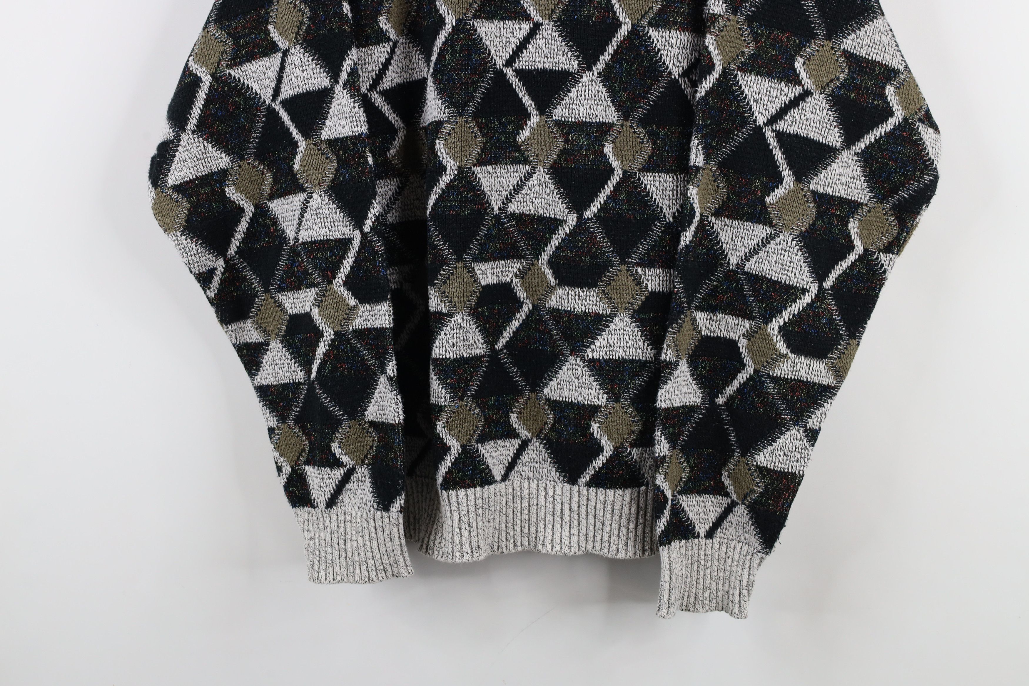 Vintage Vintage 90s Coogi Style Geometric Diamond Knit Sweater USA Size US L / EU 52-54 / 3 - 3 Thumbnail