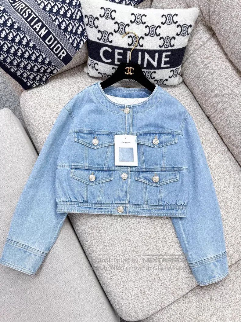 Chanel Chanel 20B blue denim cotton short jacket Size XS / US 0-2 / IT 36-38 - 2 Thumbnail