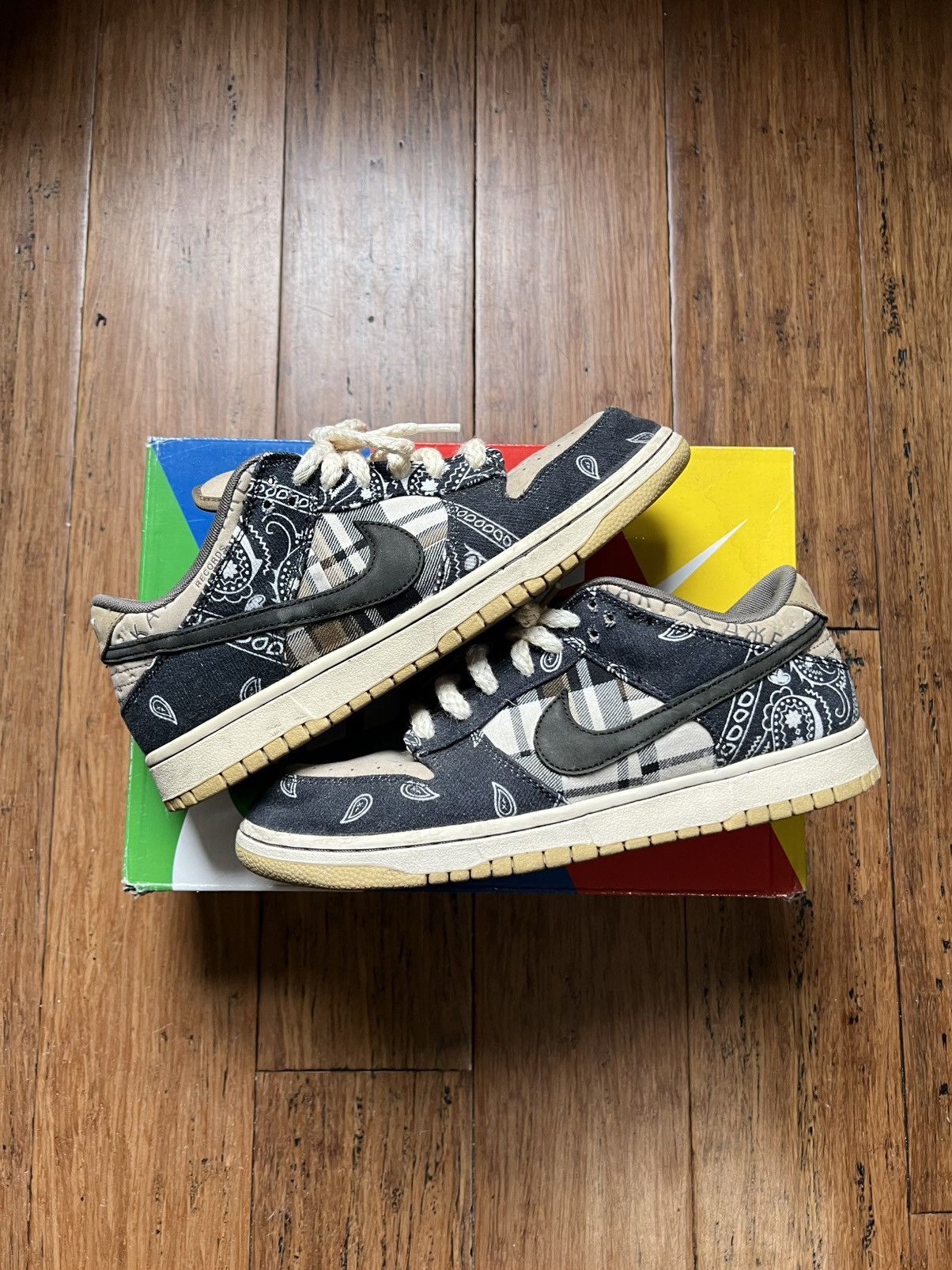 Nike × Travis Scott Travis Scott x Nike SB Dunk Low Size US 9.5 / EU 42-43 - 1 Thumbnail