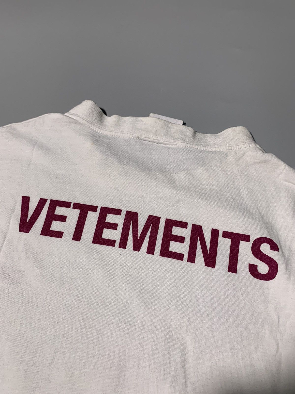 Vetements VETEMENTS STAFF TEE WHITE Size US S / EU 44-46 / 1 - 3 Thumbnail