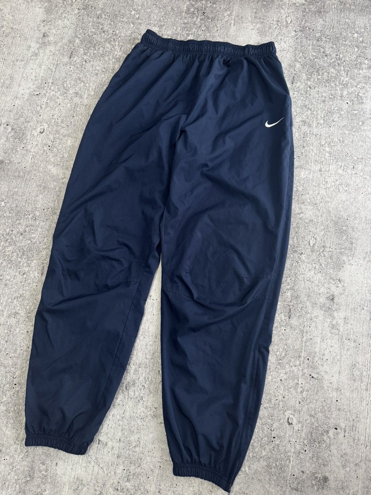 Vintage Nike Vintage Pants Nylon Y2K Streetwear Joggers Size US 34 / EU 50 - 2 Thumbnail