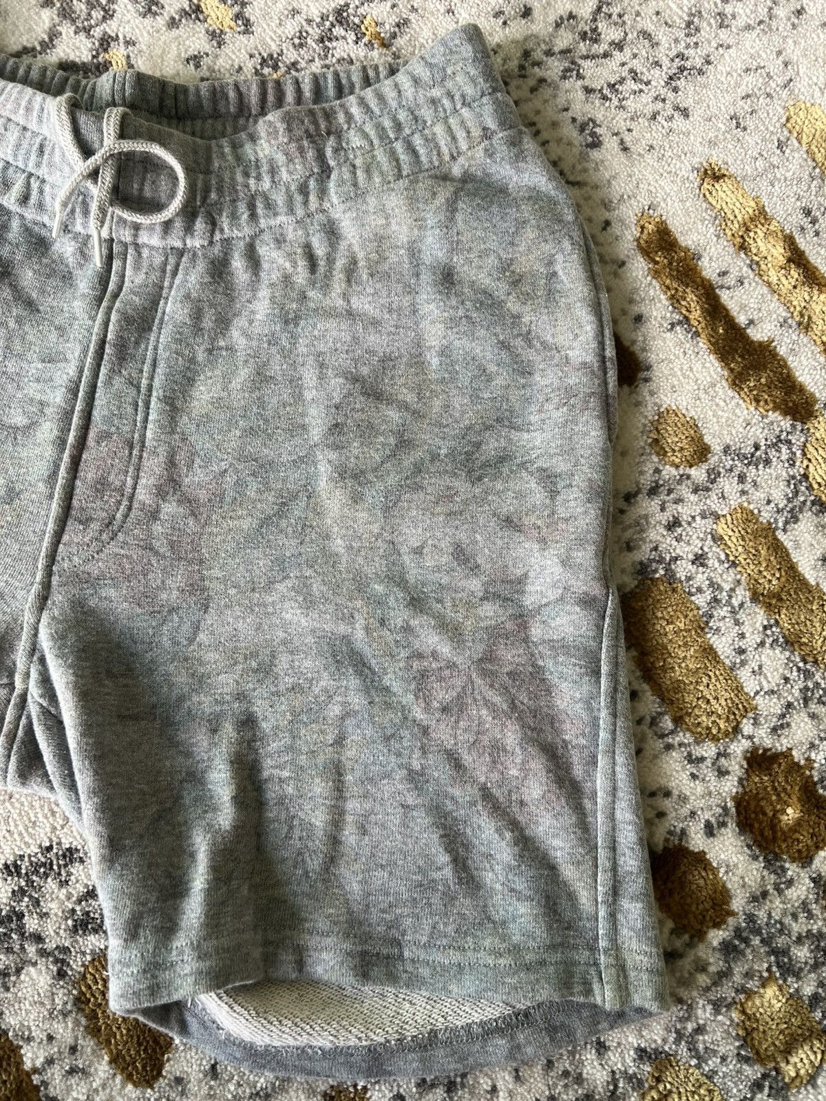 Designer × GOSTAR DE FUGA Gostar De Fuga Floral Allover print short Size US 26 / EU 42 - 2 Thumbnail
