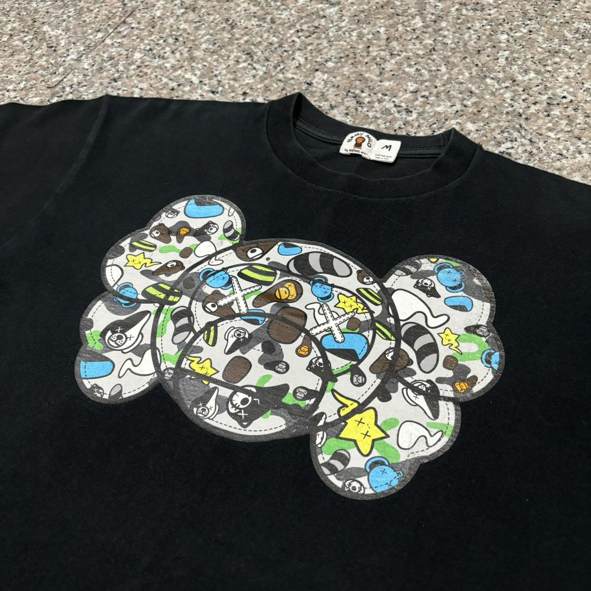 Bape × Kaws Bape x Kaws Baby Milo Tee Size US M / EU 48-50 / 2 - 2 Thumbnail