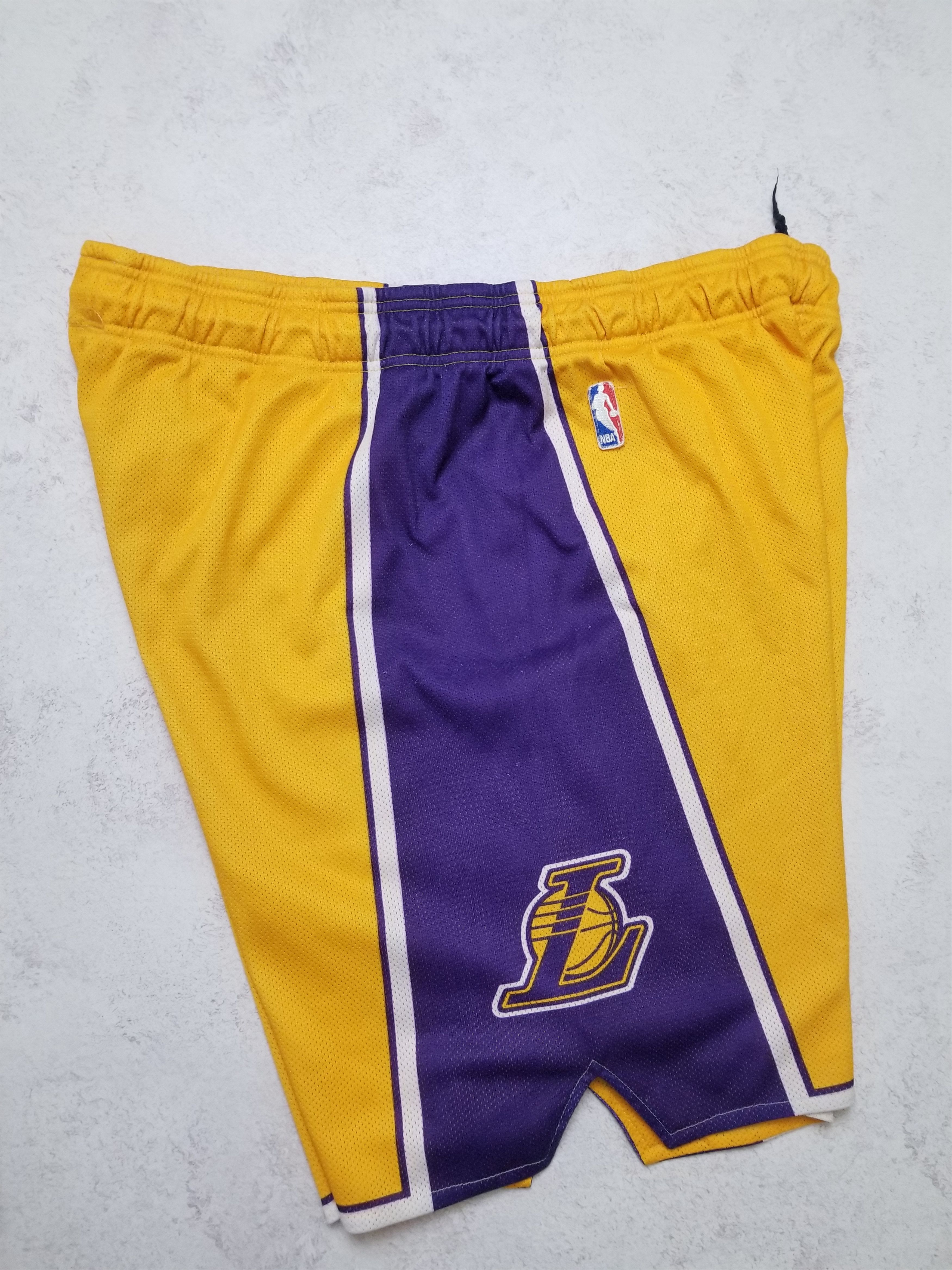 Champion Vintage Champion Los Angels Lakers Basketball NBA Men's XXL Size US 42 / EU 58 - 2 Thumbnail