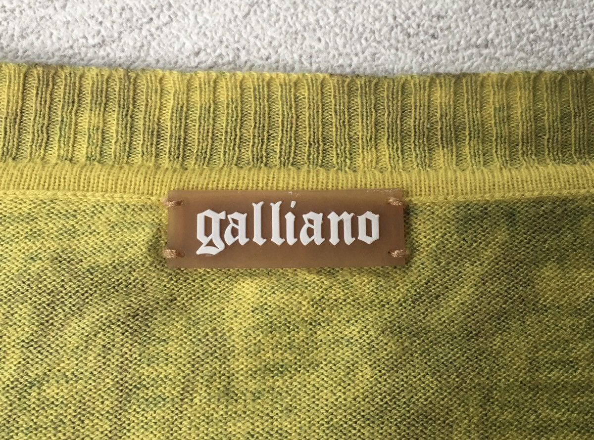John Galliano Galliano Newspaper Size US XS / EU 42 / 0 - 6 Thumbnail