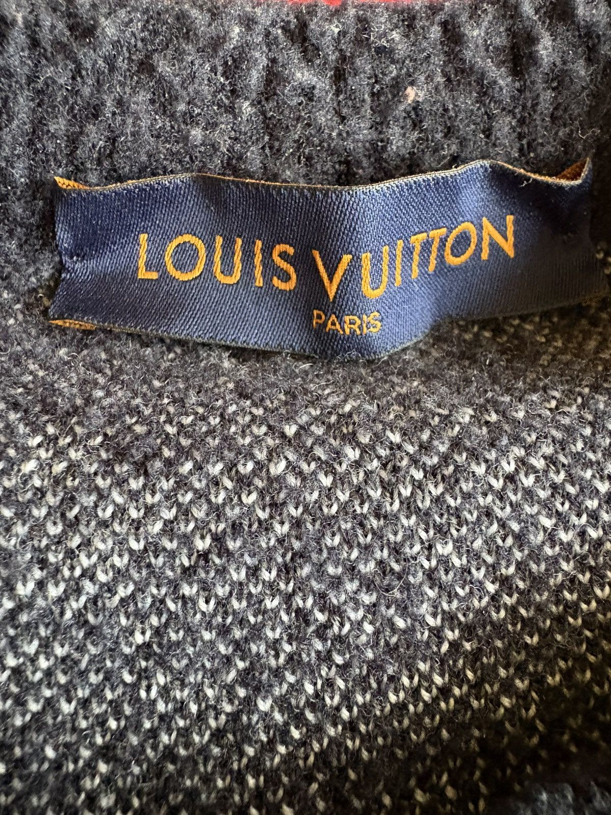 Louis Vuitton Louis vuitton Japan Exclusive Wool sweater RARE Size US S / EU 44-46 / 1 - 6 Thumbnail