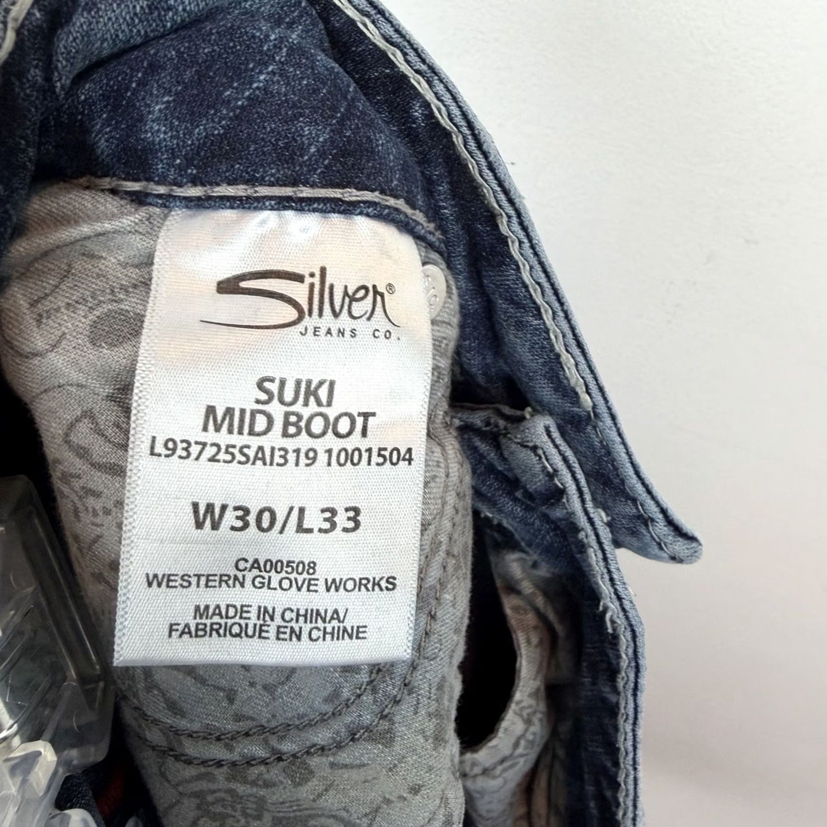 Silver Jeans Co. Silver Jeans Suki Jeans Slim Bootcut Womens Blue 30 x 33 Denim Cotton Blend Stretch Pockets 5-Pocket Design Slim Fit Size 30" / US 8 / IT 44 - 4 Thumbnail