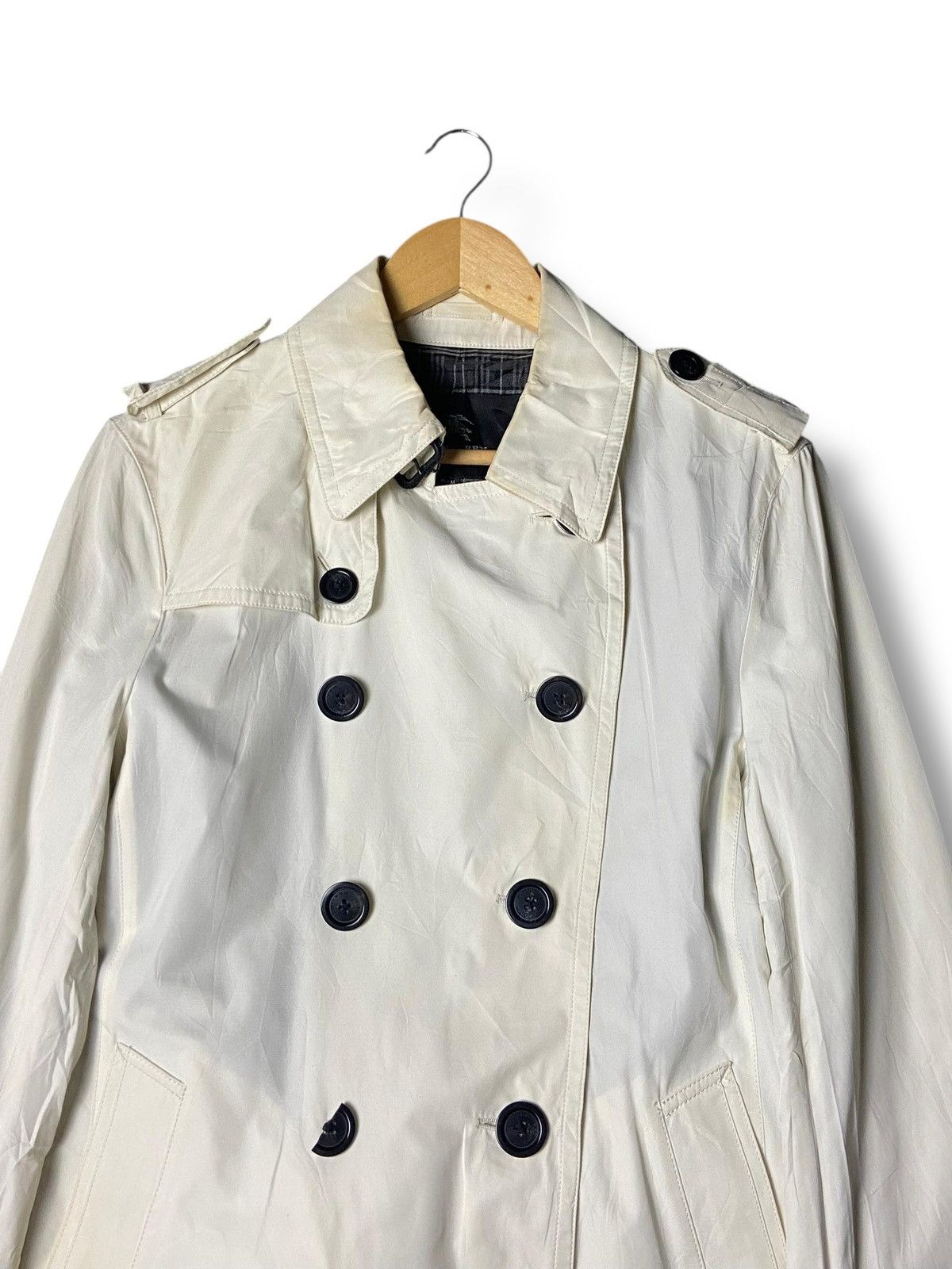 Burberry Burberry Black Label Double Breasted Trench Coat (140) Size US XXS / EU 40 - 7 Thumbnail