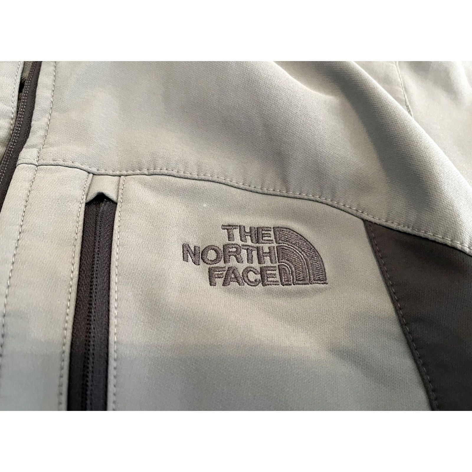 The North Face The North Face Jacket Mens Small Gray Full Zip Outdoor Baggy? Size US S / EU 44-46 / 1 - 2 Thumbnail