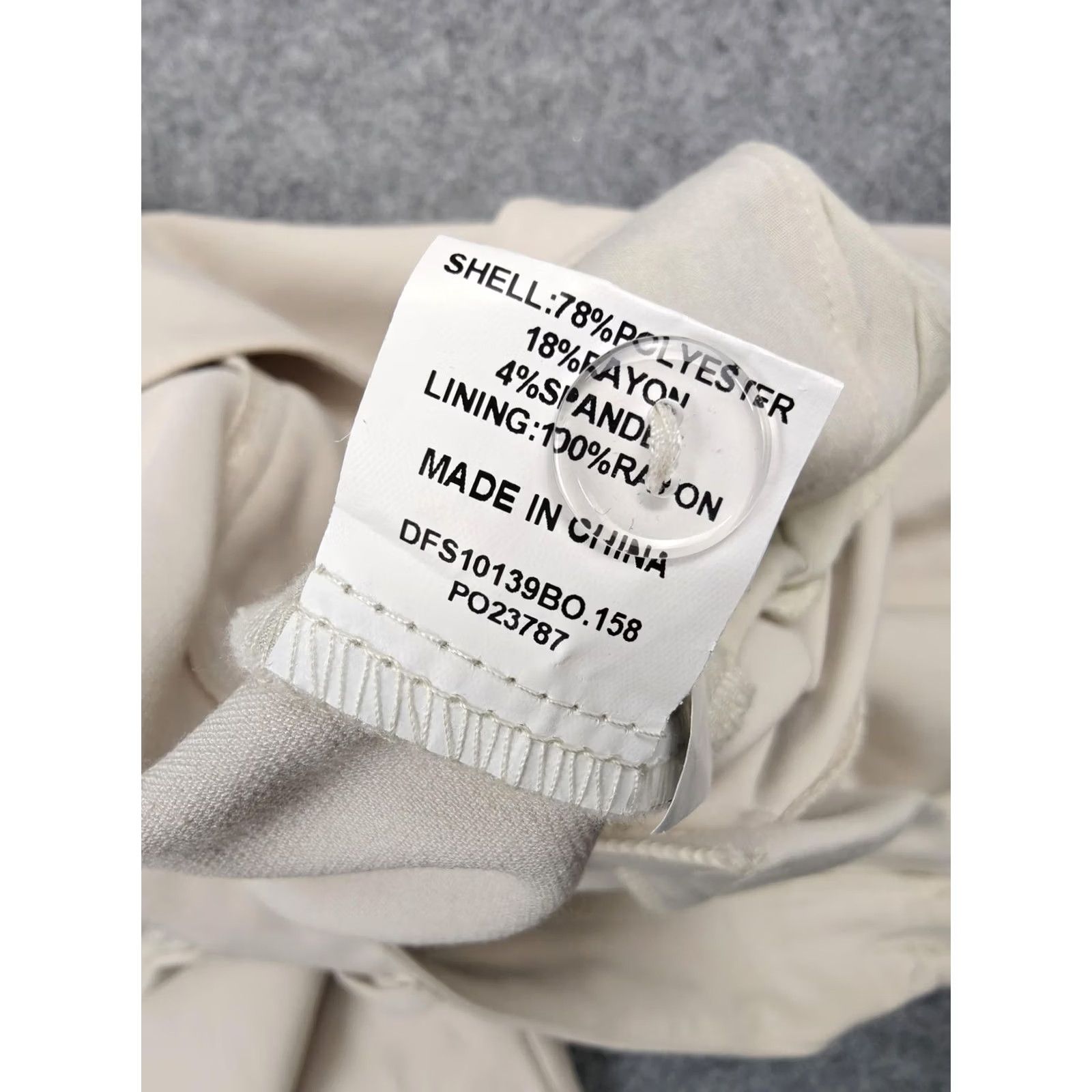 Vintage DISSH Dress Womens 10 Beige Pants Twill Wide Leg Pleated Stretch Lined Career Size 32" / US 10 / IT 46 - 6 Thumbnail