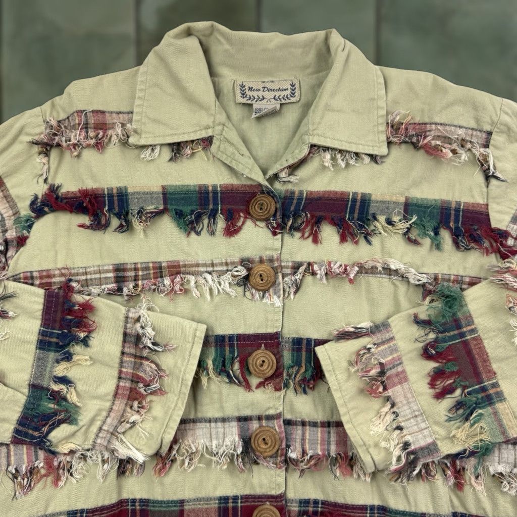 Vintage VINTAGE New Directions Button-Up Shirt Womens Small Tan Abstract Striped 90s Y2K Art Brown Mens? Womens Size S / US 4 / IT 40 - 1 Thumbnail