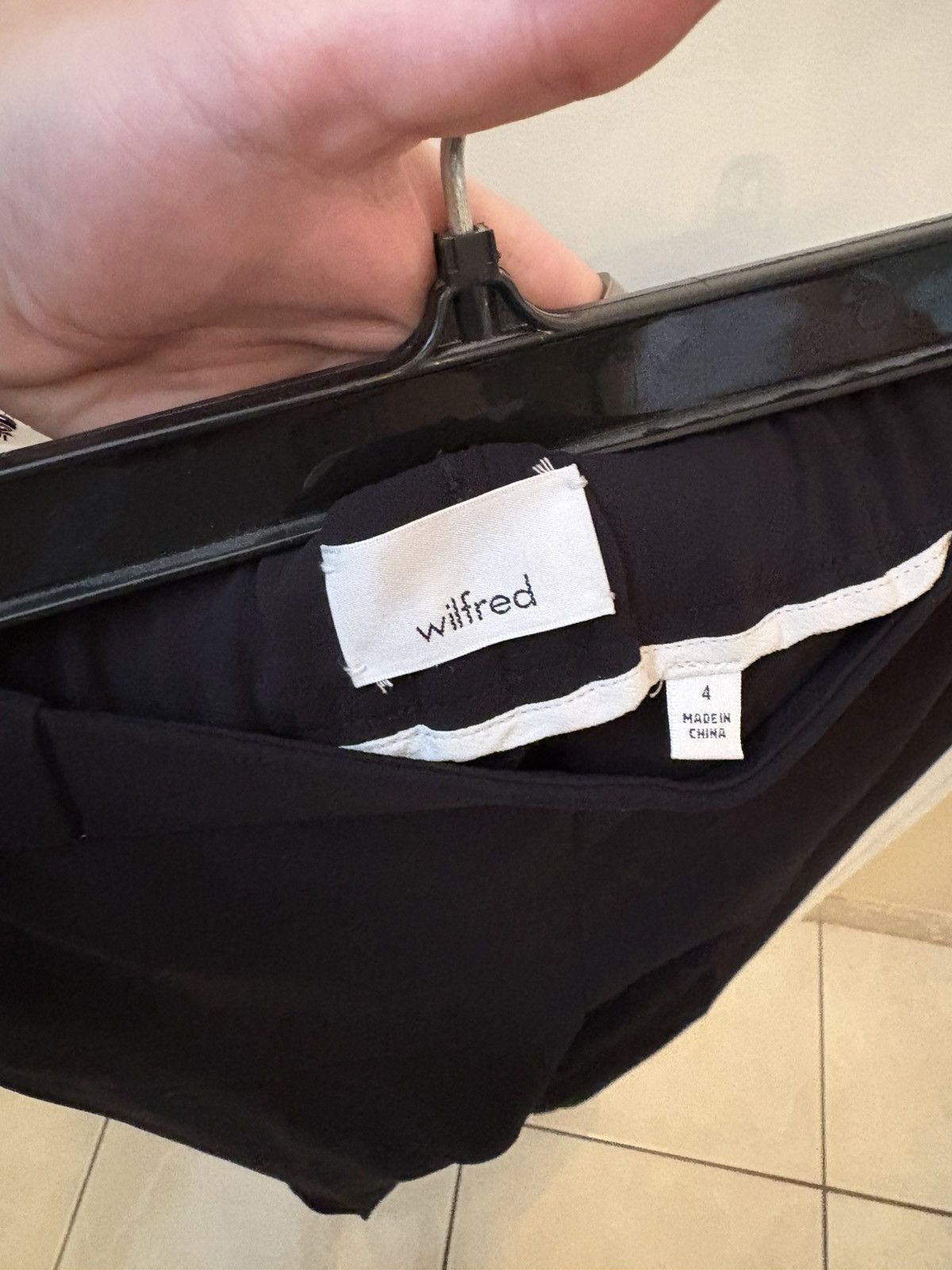 Aritzia Aritzia Wilfred dress pants Size 27" / US 4 / IT 40 - 2 Thumbnail
