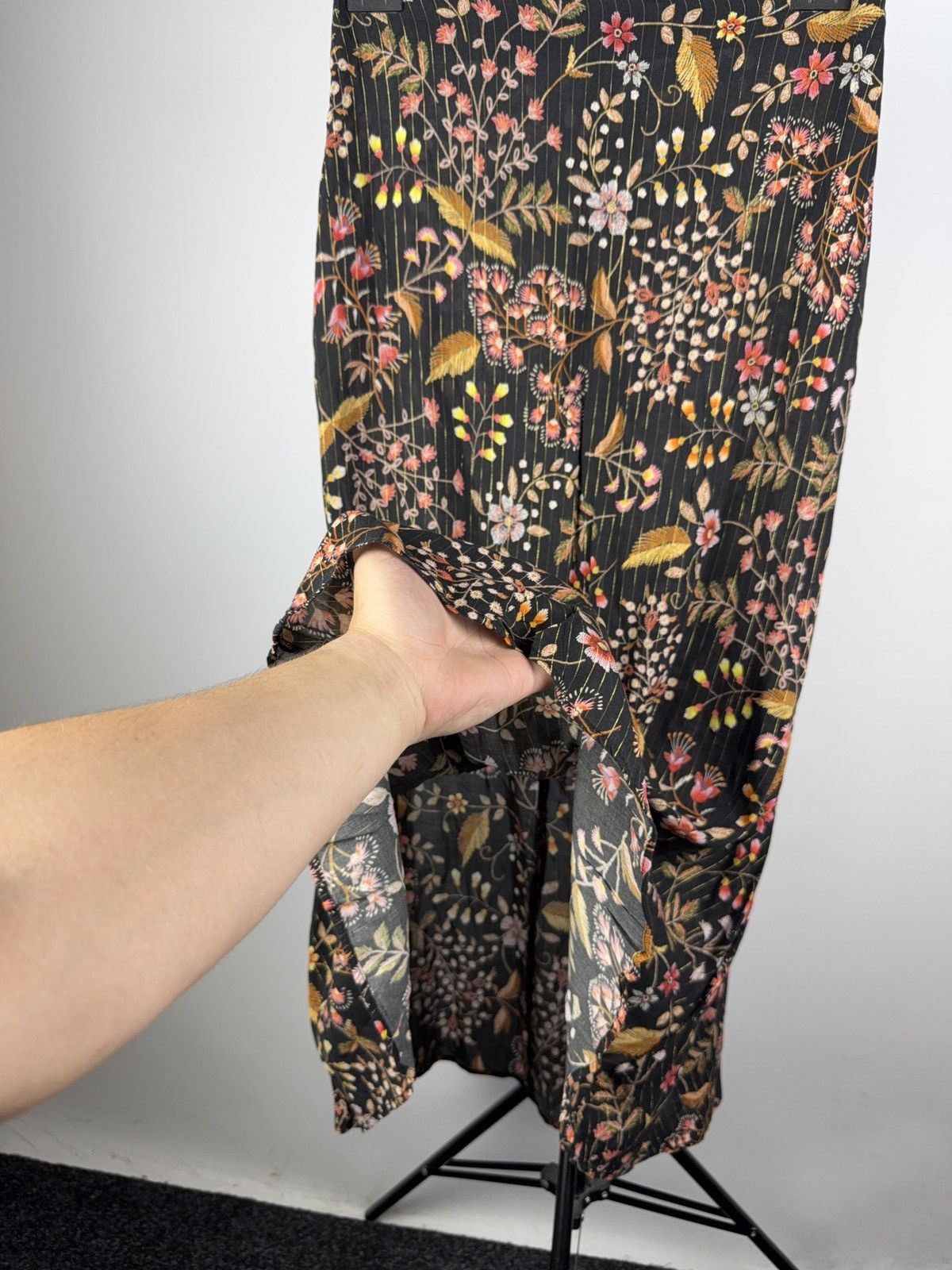 Japanese Brand Vntg 00s Designer NAF NAF Floral Maxi Skirt French Boho 36 Size 26" / US 2 / IT 38 - 3 Thumbnail