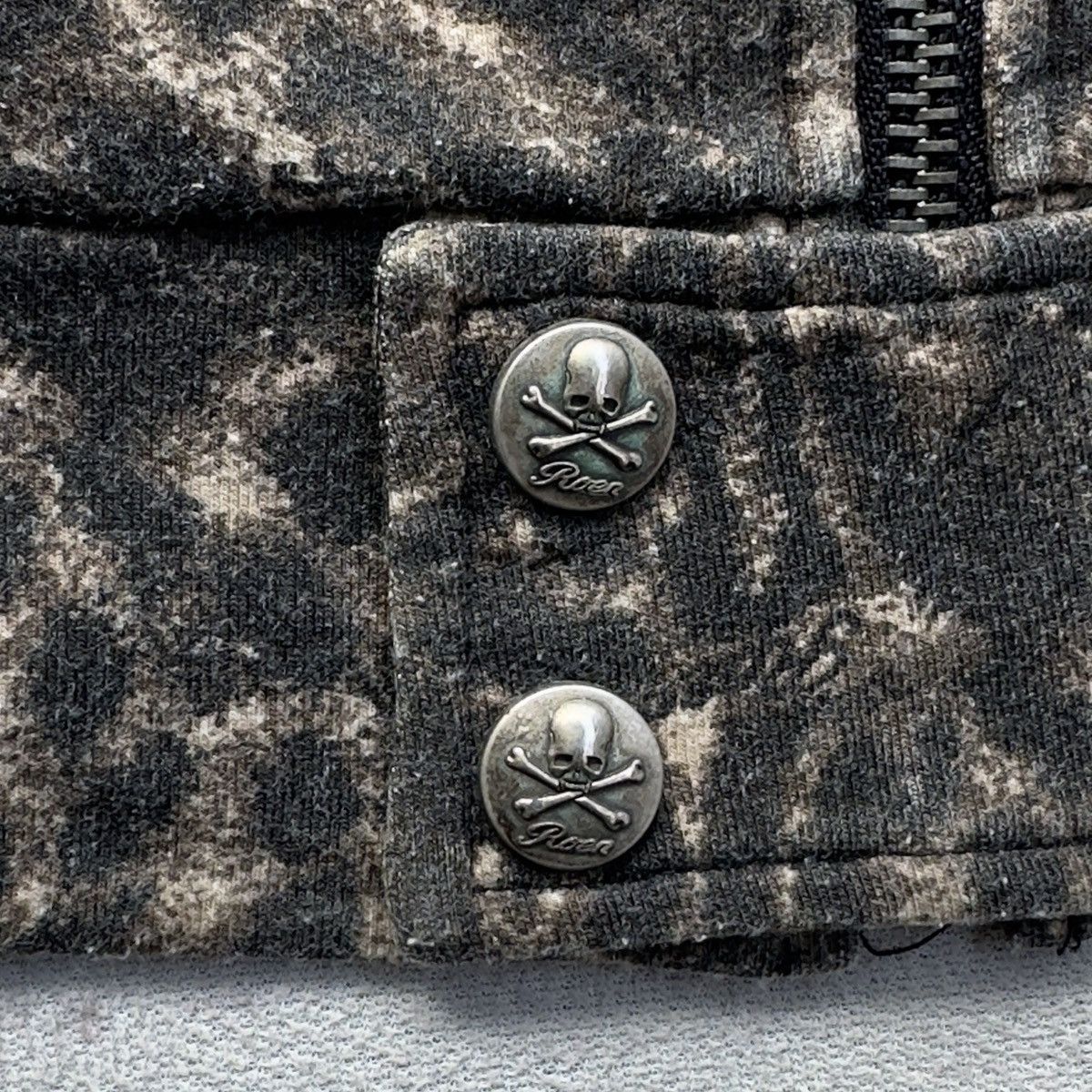Roen ROEN FULLPRINT LEAPORD DESIGNER SKULL ZIPPER VERY RARE Y2K Size US L / EU 52-54 / 3 - 6 Thumbnail