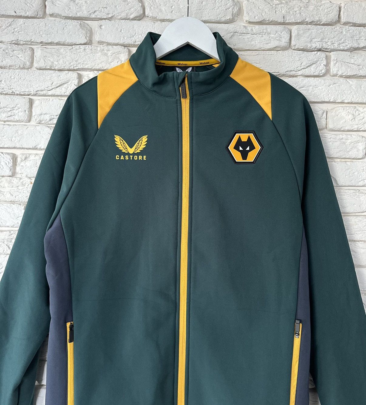 Castore Wolverhampton England Castore Softshell Football Jacket M Size US M / EU 48-50 / 2 - 1 Thumbnail