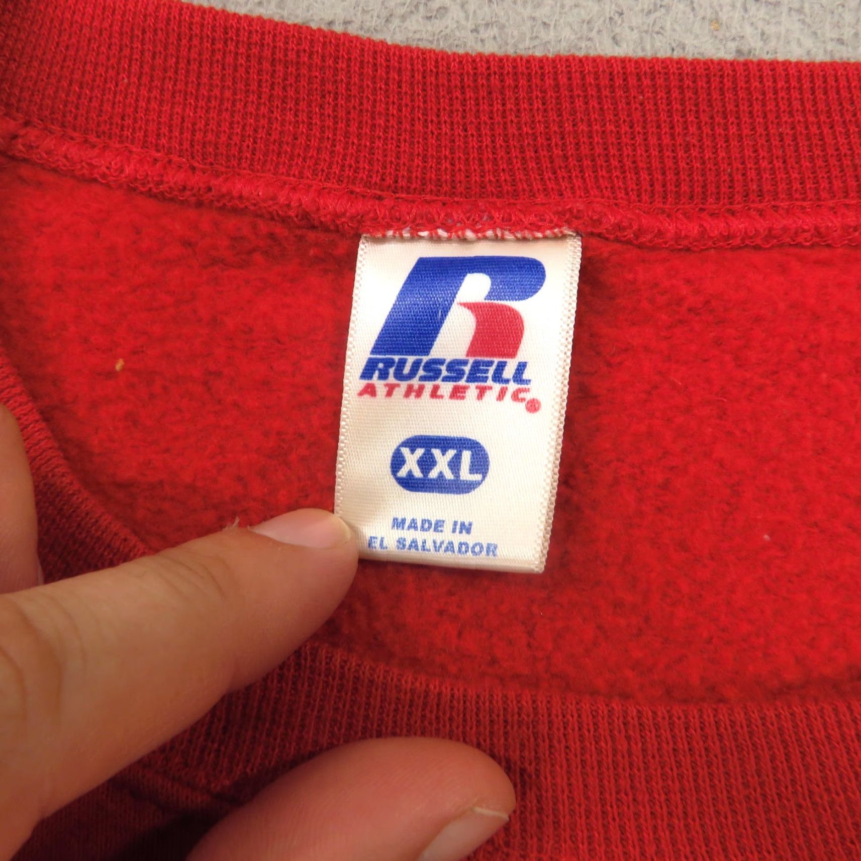 Russell Athletic Davidson Sweatshirt Mens 2XL Red Russell Athletic Pullover Crewneck College Logo Graphic Print Size US XXL / EU 58 / 5 - 5 Thumbnail