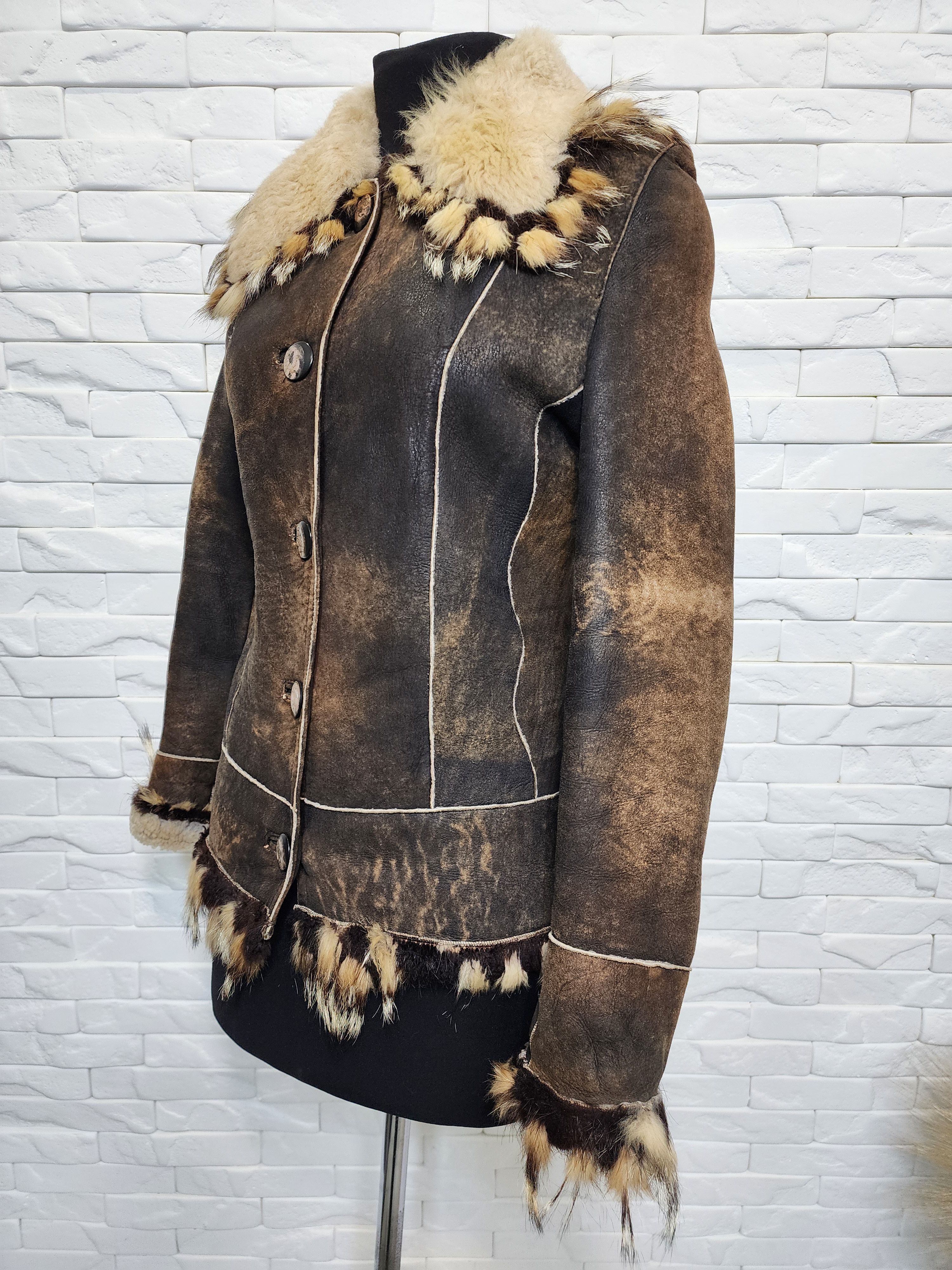Genuine Leather Brown Sheepskin Coat: Women's Genuine Fur, Multi-Fur Collar Size M / US 6-8 / IT 42-44 - 3 Thumbnail