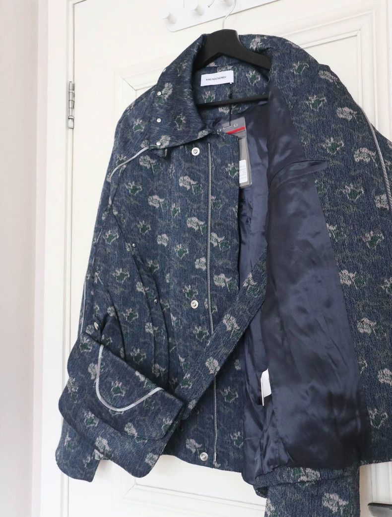 Kiko Kostadinov KIKO KOSTADINOV Show Model聖杯提花飾小包外套 2505-Nextarrow Size US L / EU 52-54 / 3 - 7 Thumbnail