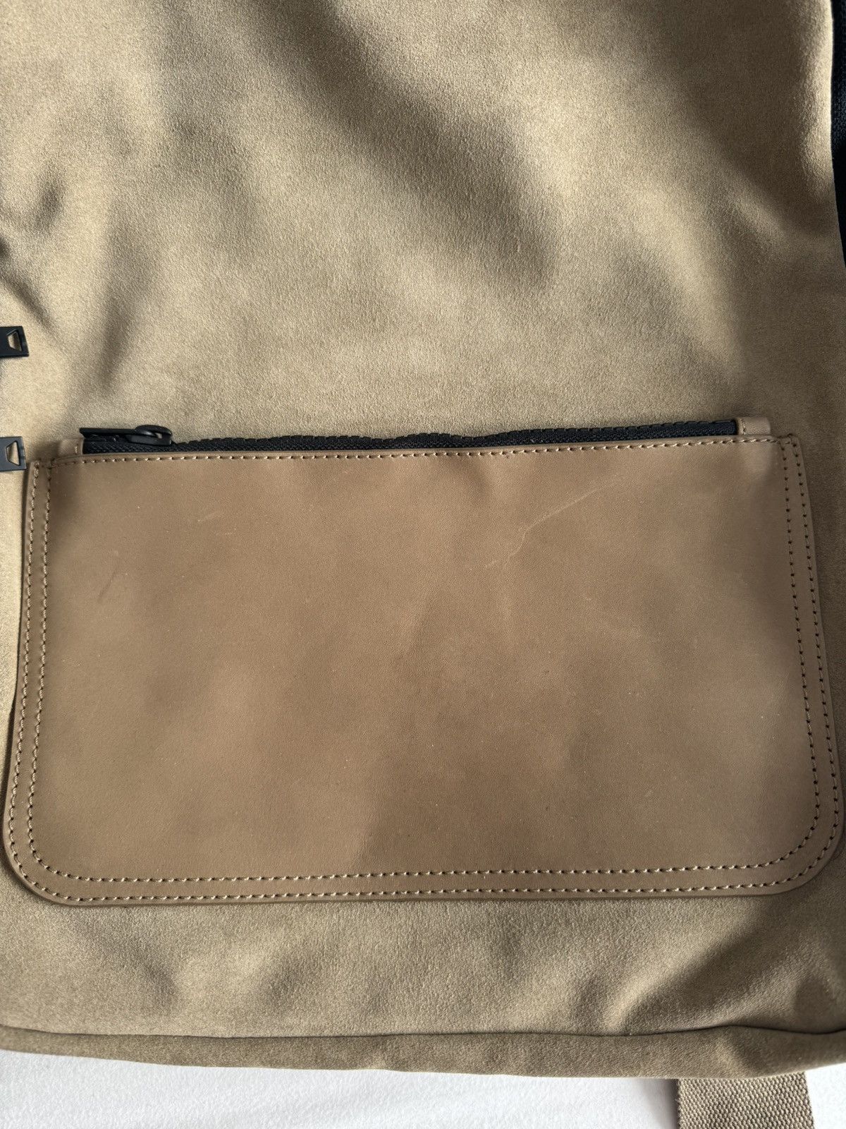 Yeezy BNWT Yeezy Season 1 Suede/Leather Backpack Size ONE SIZE - 3 Thumbnail