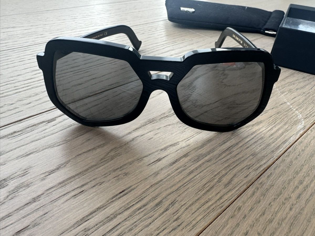 Grey Ant Black Sunglasses Size ONE SIZE - 4 Thumbnail