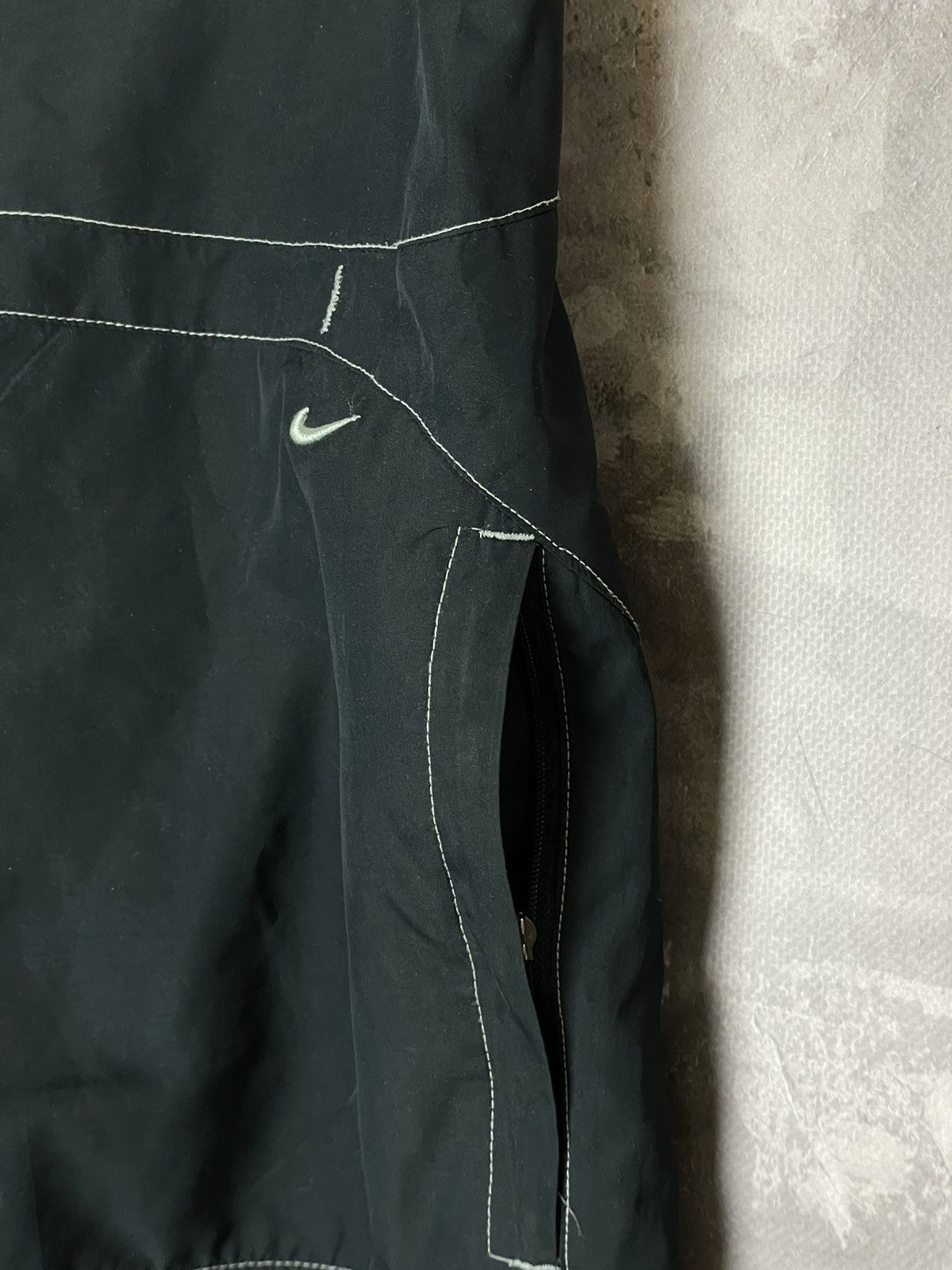 Nike × Vintage Nike Grey Vintage Workout Running Shorts Women Size 36" / US 14 / IT 50 - 6 Thumbnail