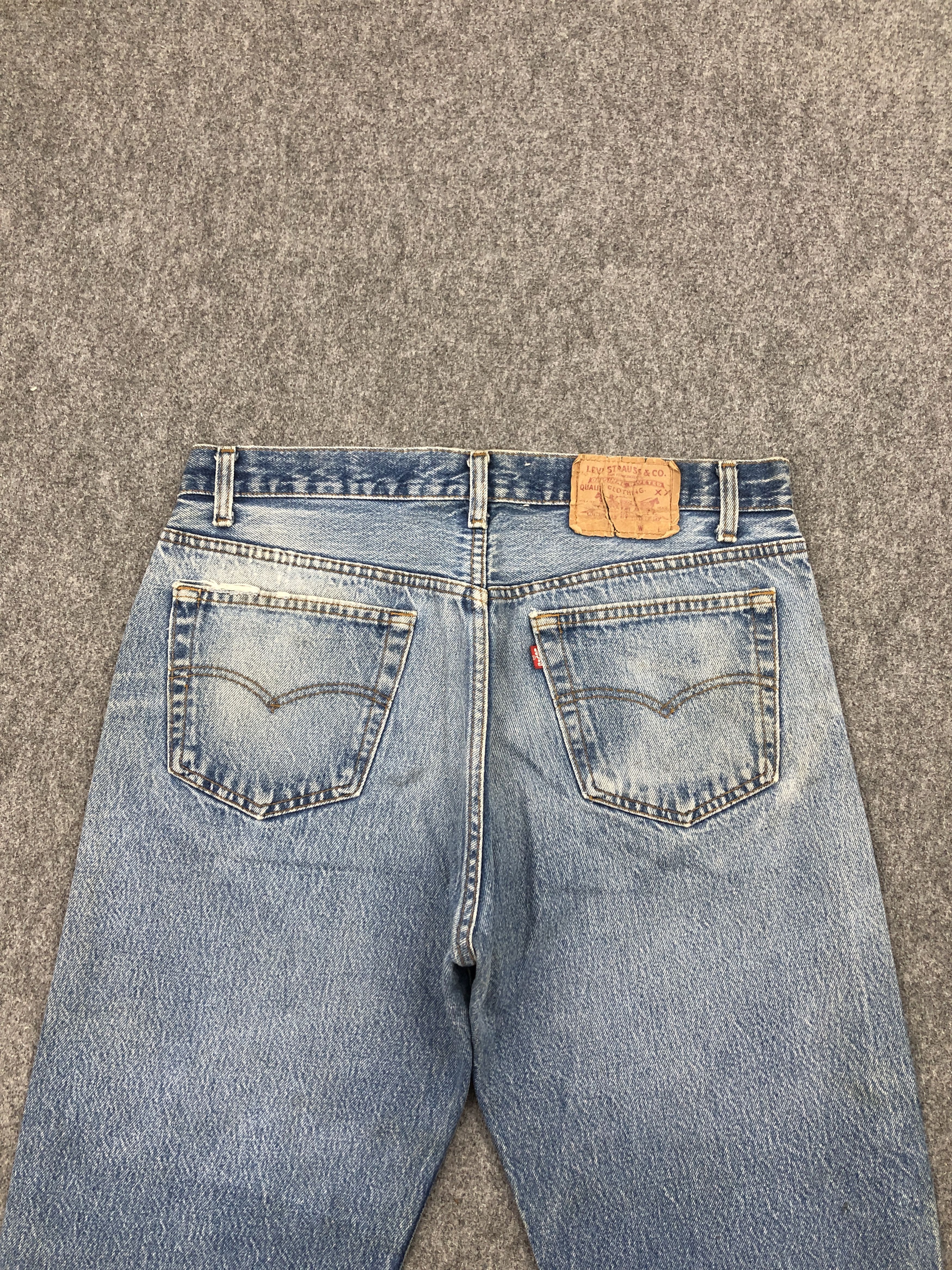 Levi's × Vintage Vintage 90s Levis 501 Distressed Faded Blue Jeans Size US 33 - 4 Thumbnail