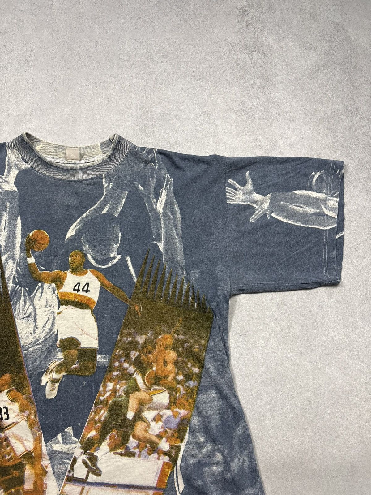 Vintage Vintage 90s All Over Print Basketball Rap T Shirt AOP Y2K XL Size US XL / EU 56 / 4 - 5 Thumbnail
