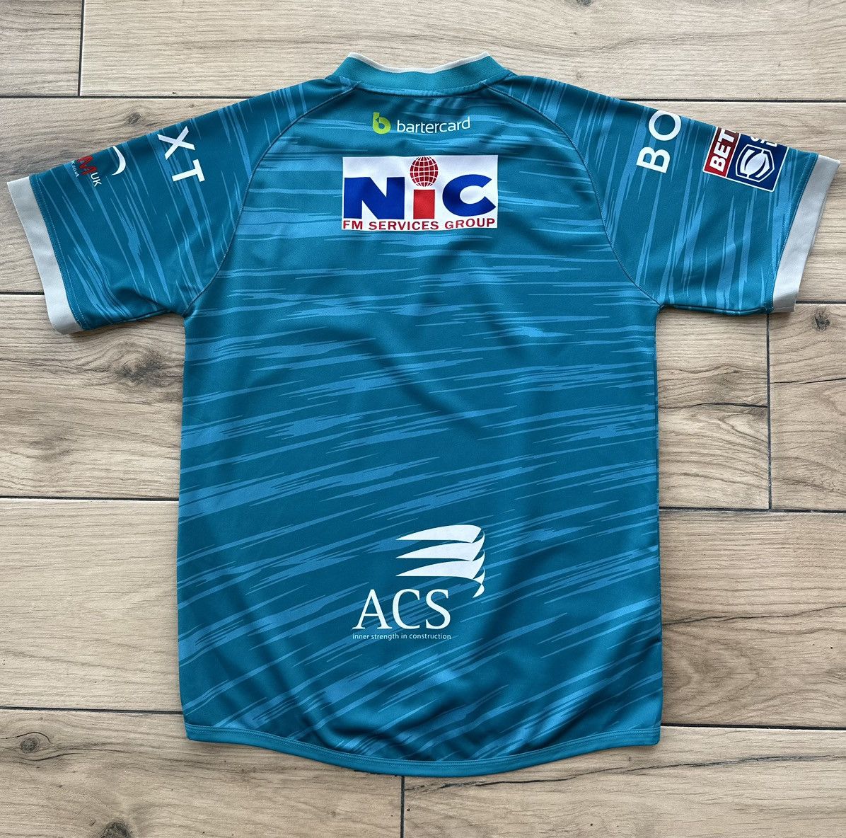 Other Leeds Rhinos Unusual Oxen Rugby League Shirt Men's Size L Size US L / EU 52-54 / 3 - 2 Thumbnail