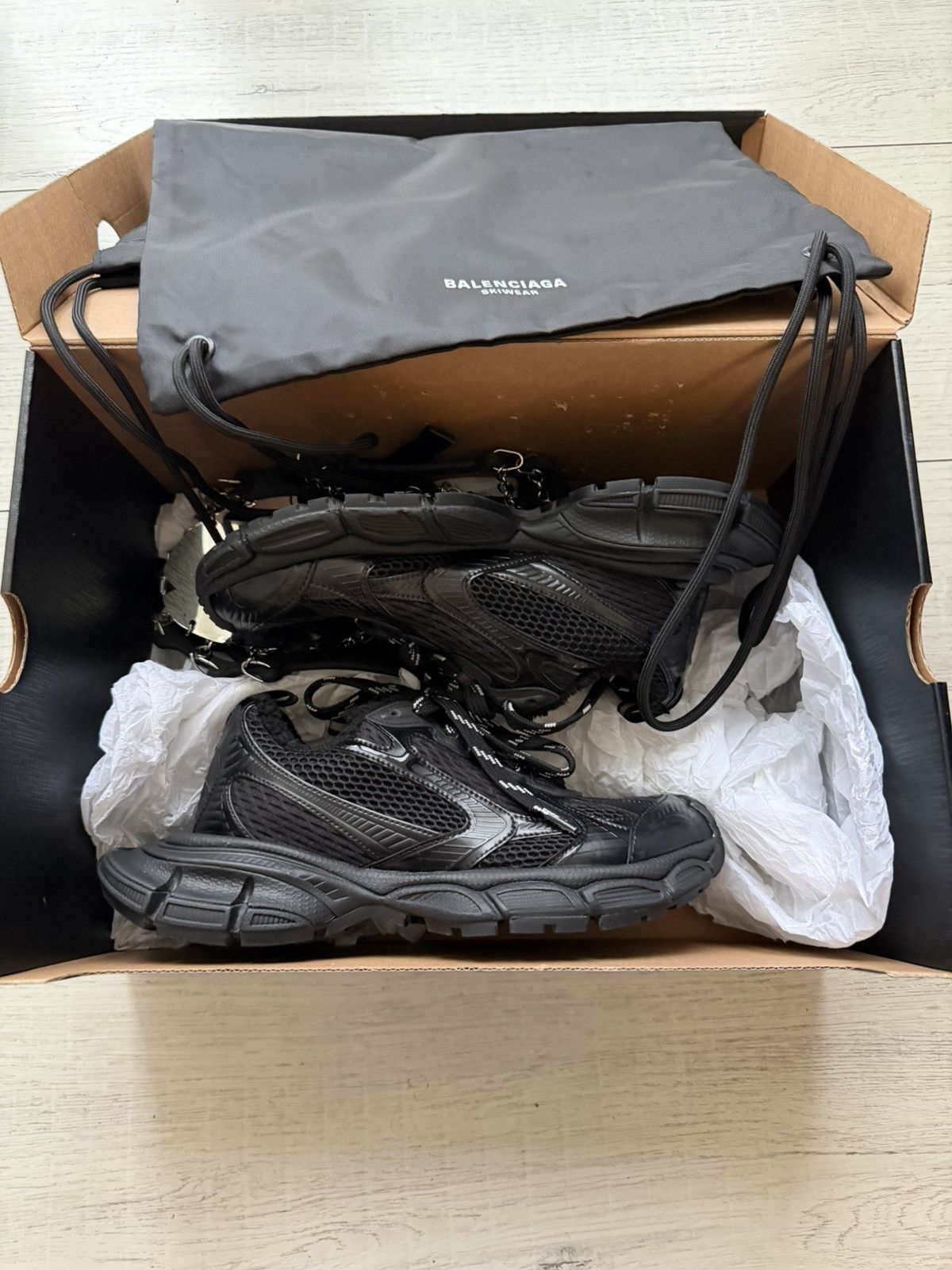 Balenciaga Balenciaga 3XL Ski Wesh black Size US 9 / IT 39 - 1 Thumbnail