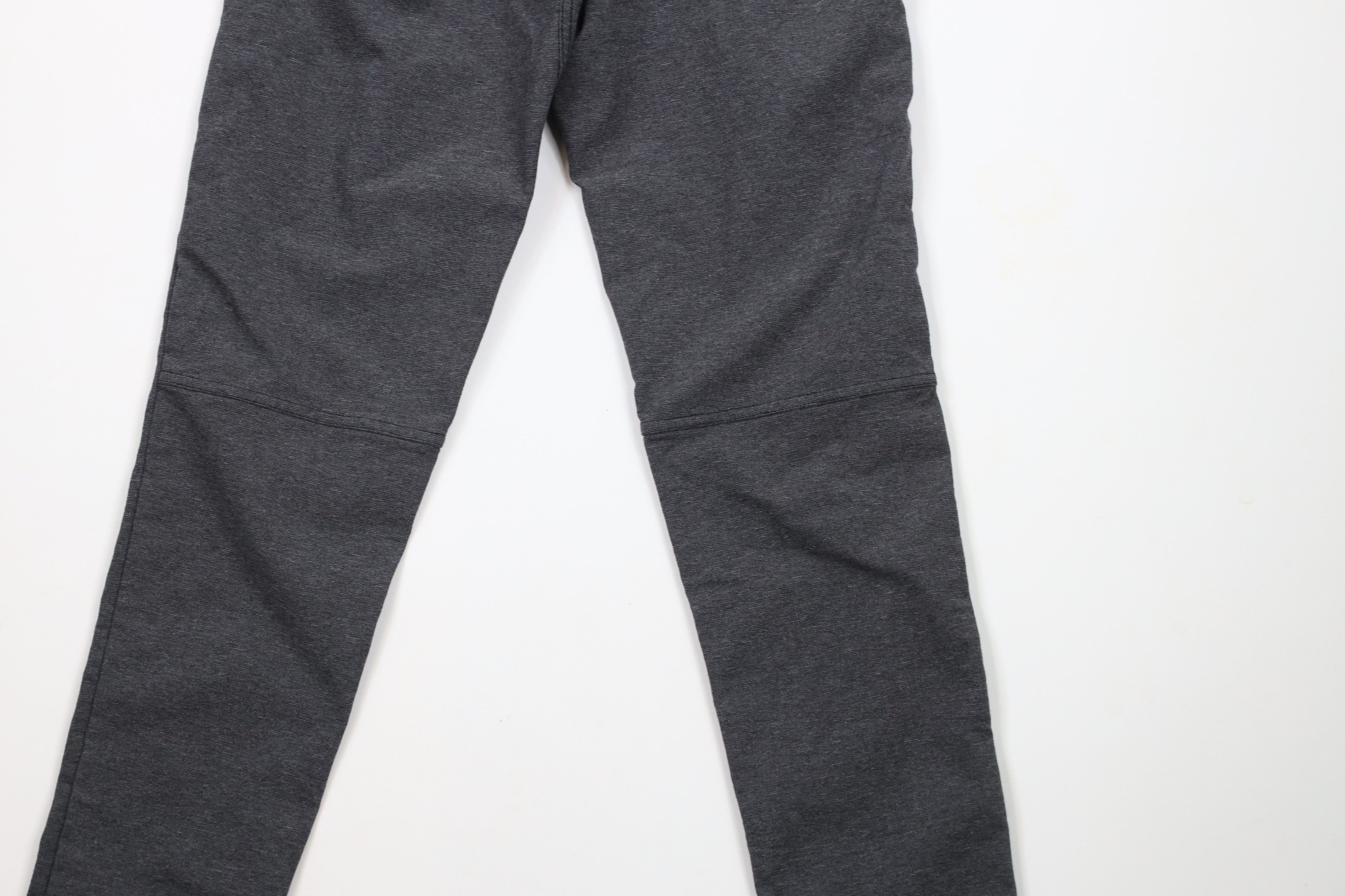 Lululemon × Vintage Lululemon Stretch Skinny Leg Knit Chino Pants Trousers Gray Size US 28 / EU 44 - 9 Thumbnail